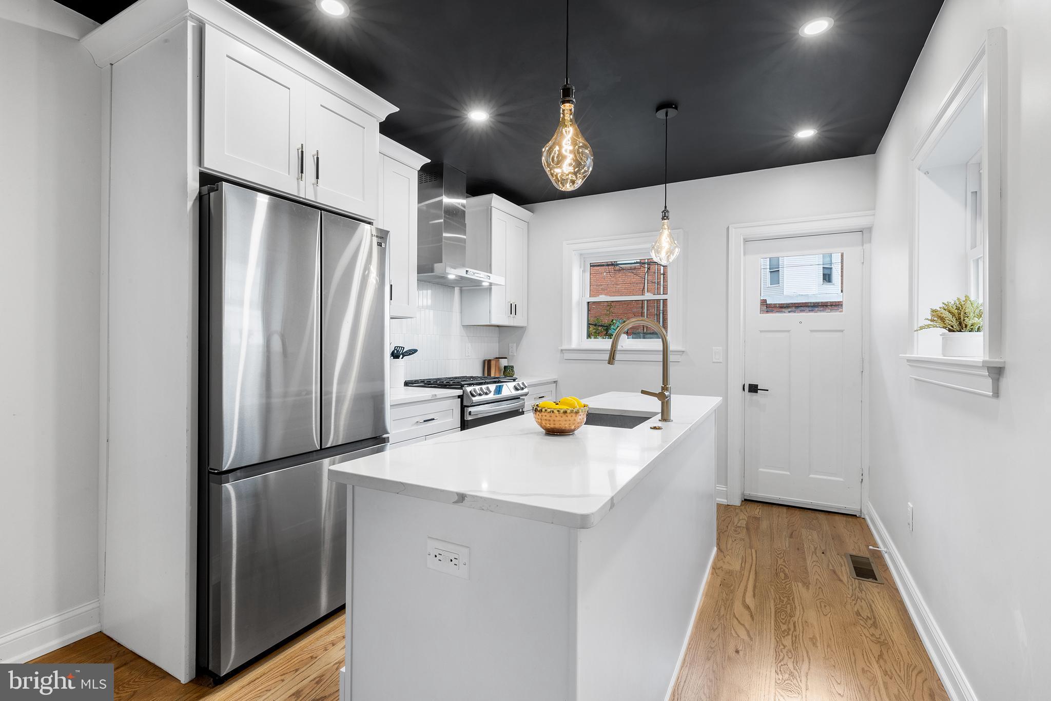 PASSYUNK SQUARE - Residential