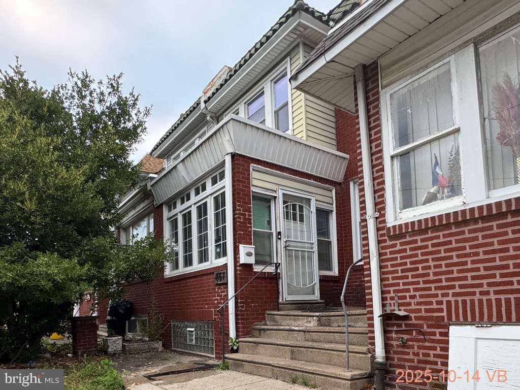 PHILADELPHIA - Residential