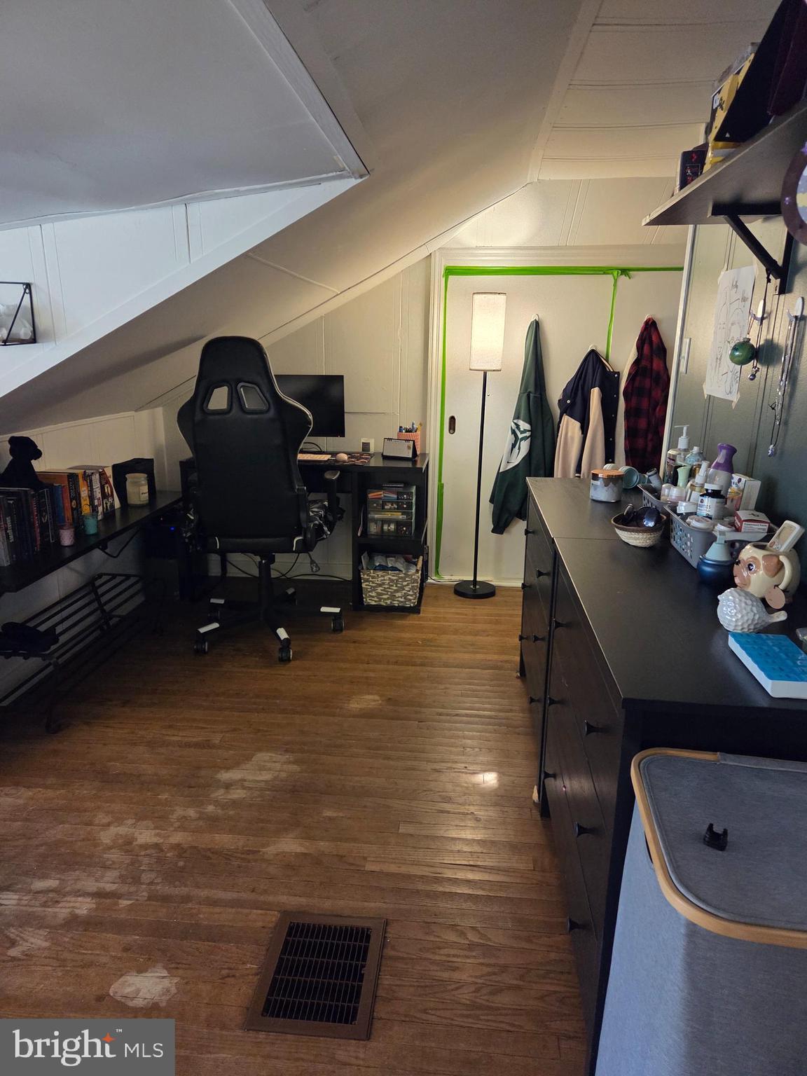 OLD MOORELAND - Residential