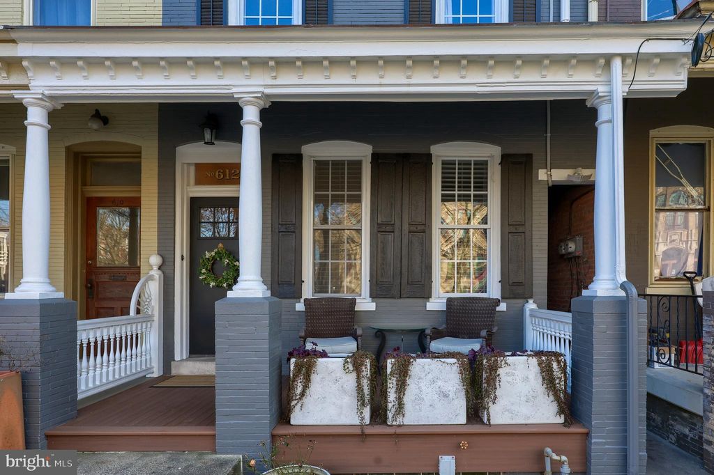 Photo of 612 W Walnut Street, Lancaster, PA 17603 (MLS # PALA2046544)