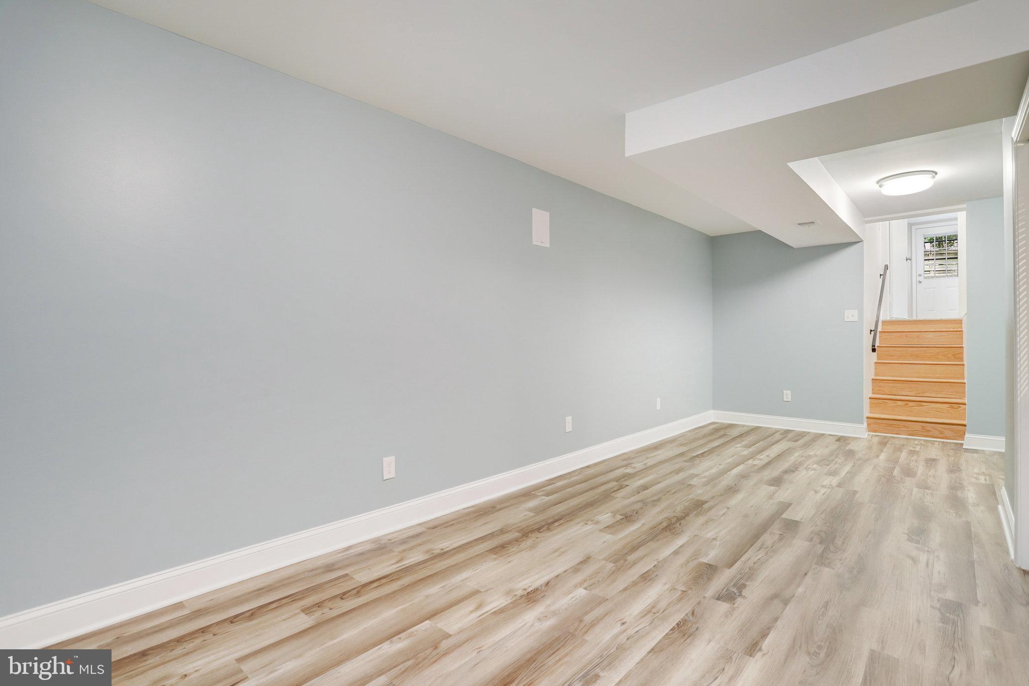 BEECH TREE MANOR - Residential Lease