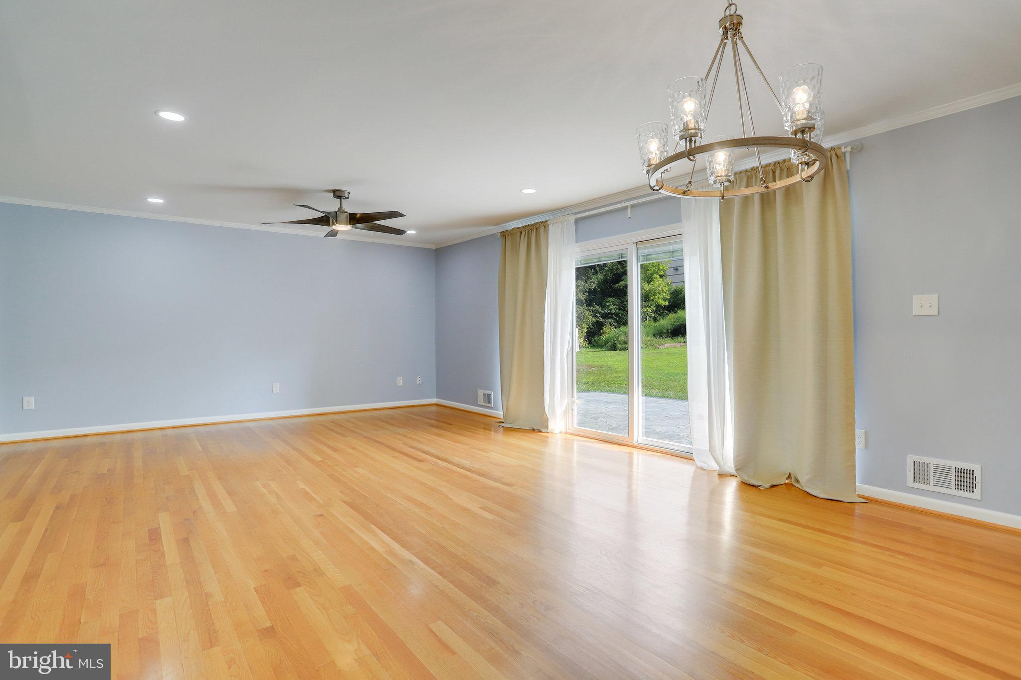 BEECH TREE MANOR - Residential Lease