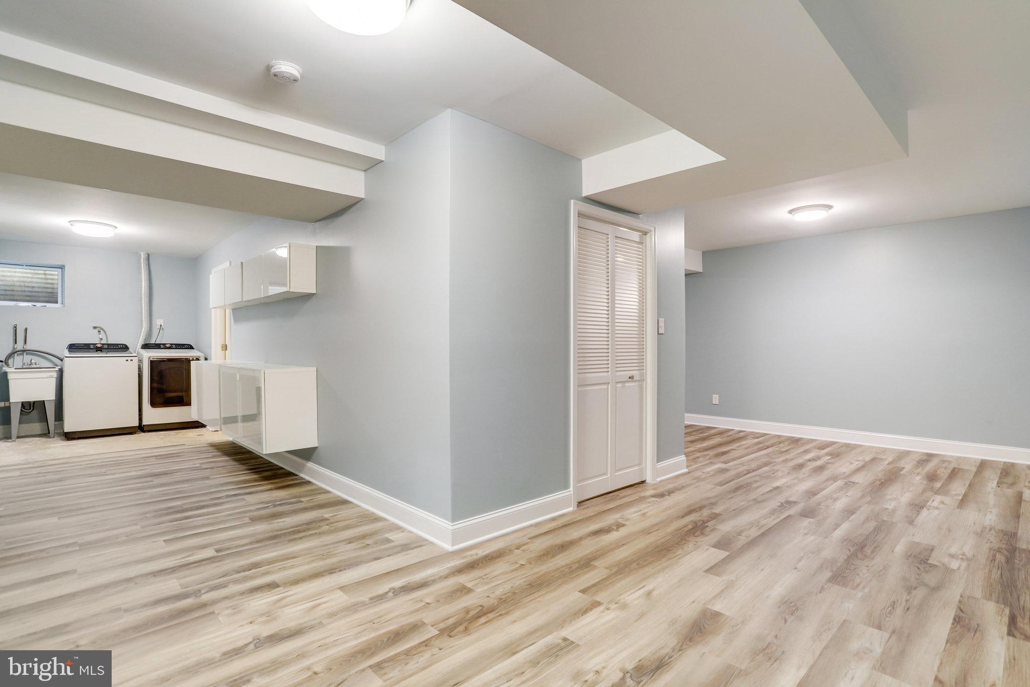 BEECH TREE MANOR - Residential Lease