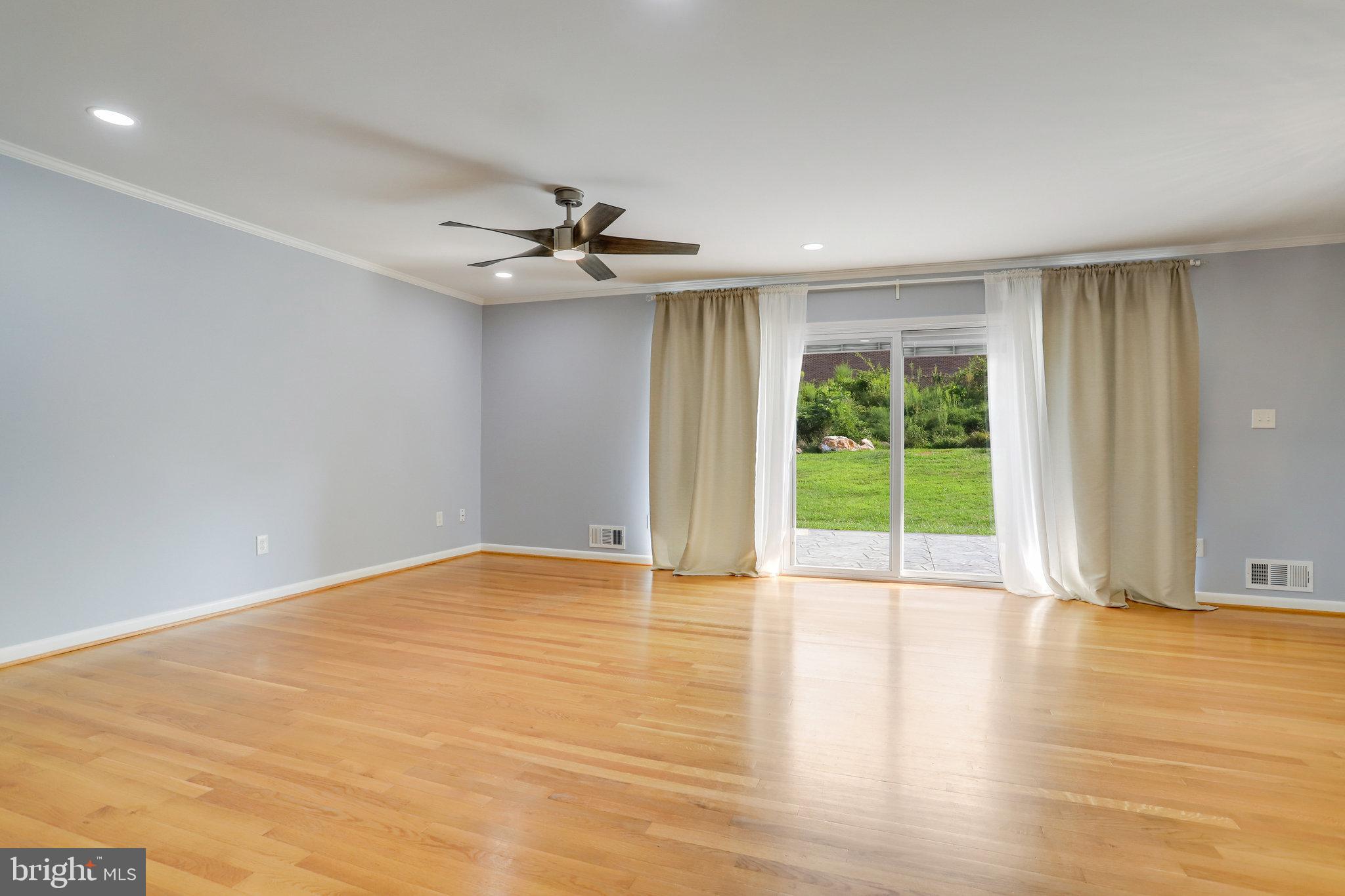 BEECH TREE MANOR - Residential Lease