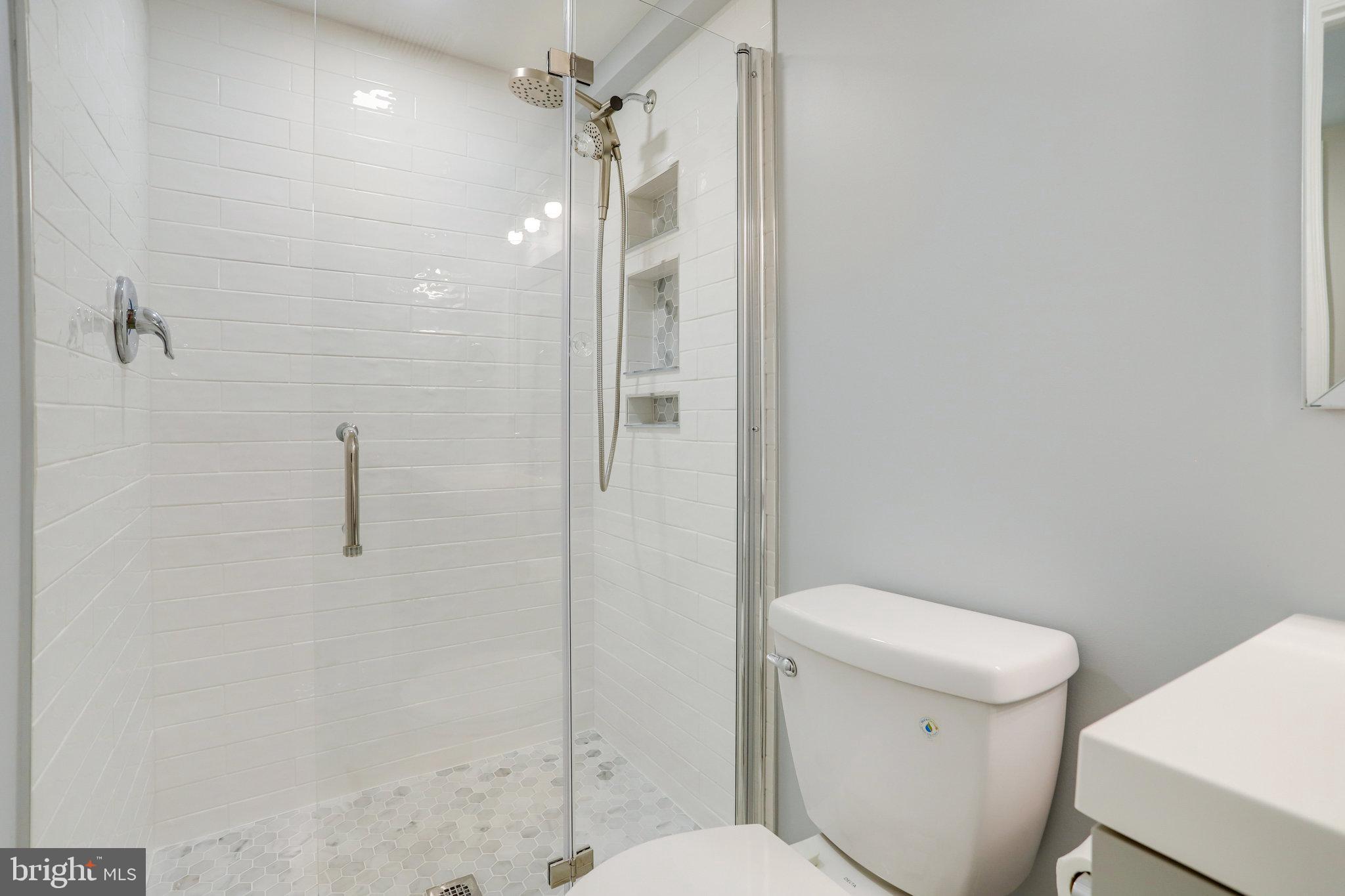 BEECH TREE MANOR - Residential Lease