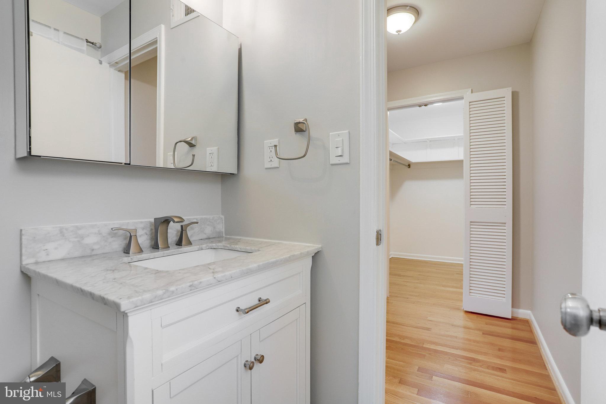 BEECH TREE MANOR - Residential Lease