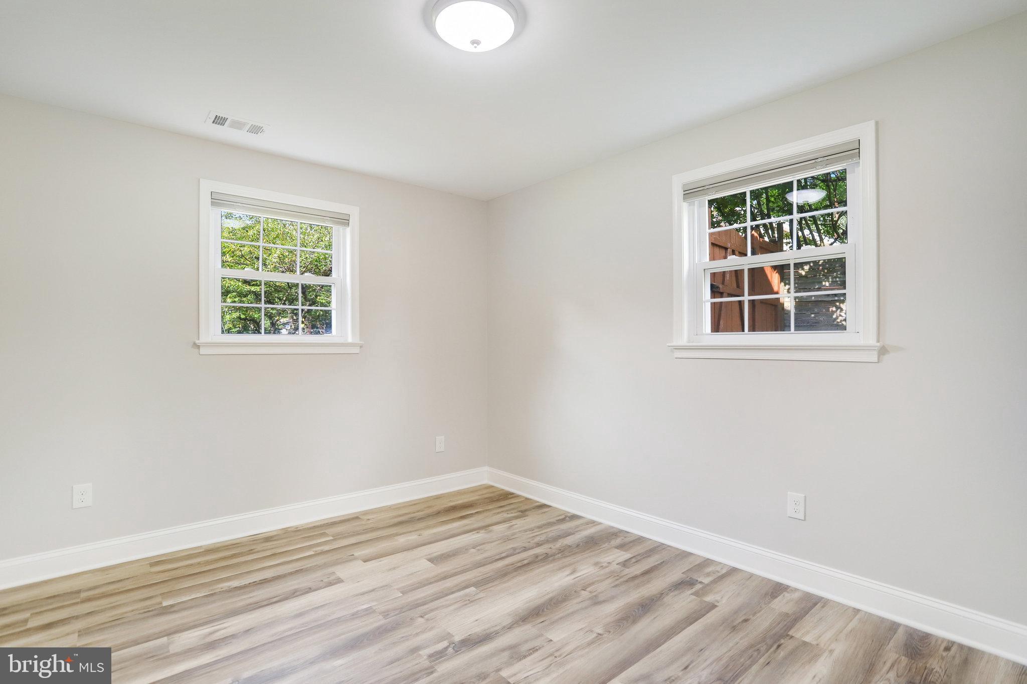 BEECH TREE MANOR - Residential Lease