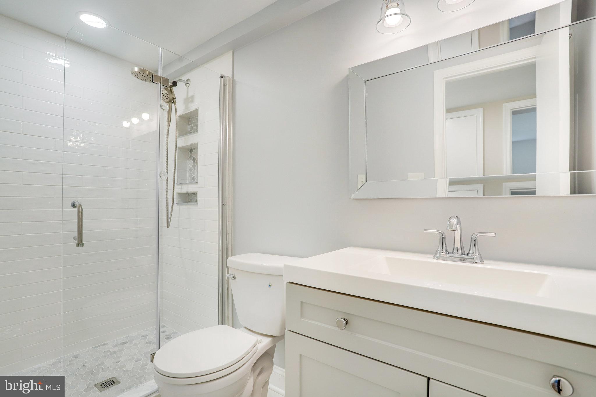 BEECH TREE MANOR - Residential Lease