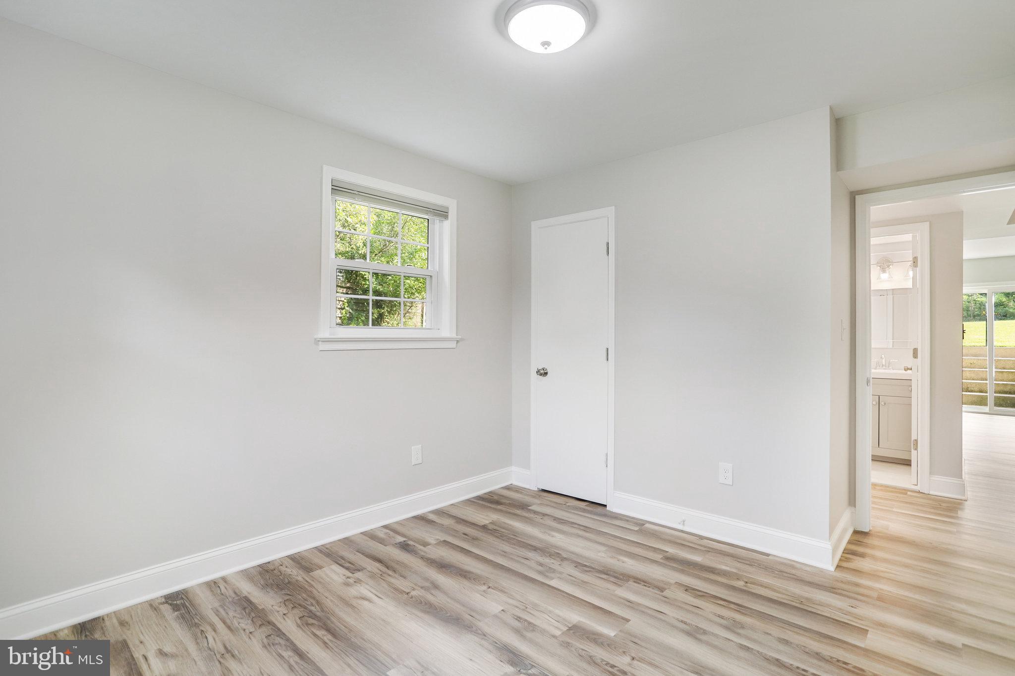 BEECH TREE MANOR - Residential Lease