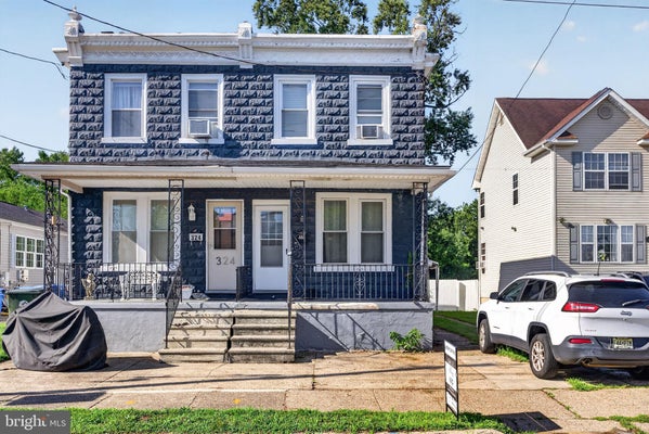 326 MOTT AVE, BURLINGTON, NJ 08016 - Image e29dcdc1c6b9cdfeba7deb5b72e81893/1356252197