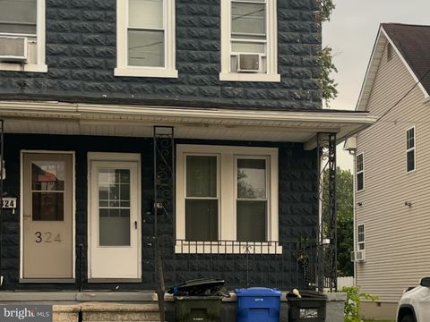 Townhouse For Sale - 326 Mott Avenue<br/> Burlington County, BURLINGTON, NJ 08016