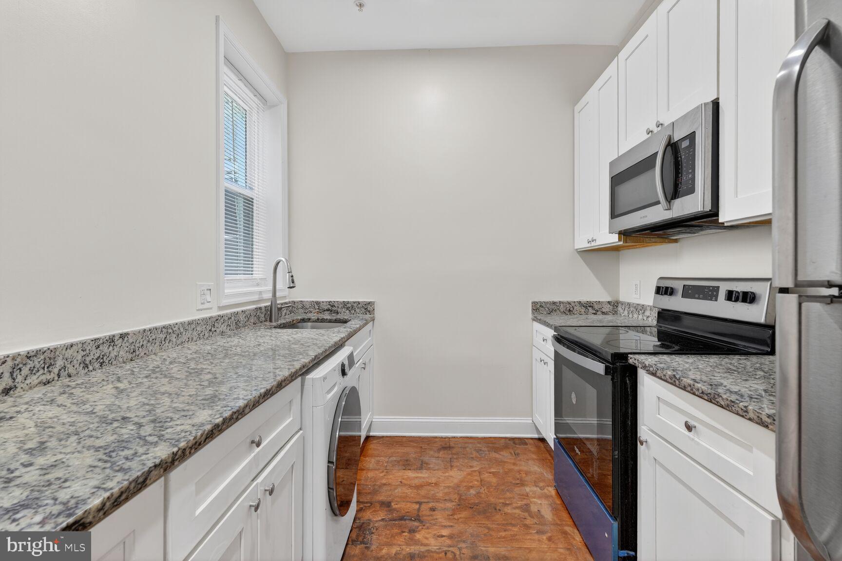 113 15TH STREET SE