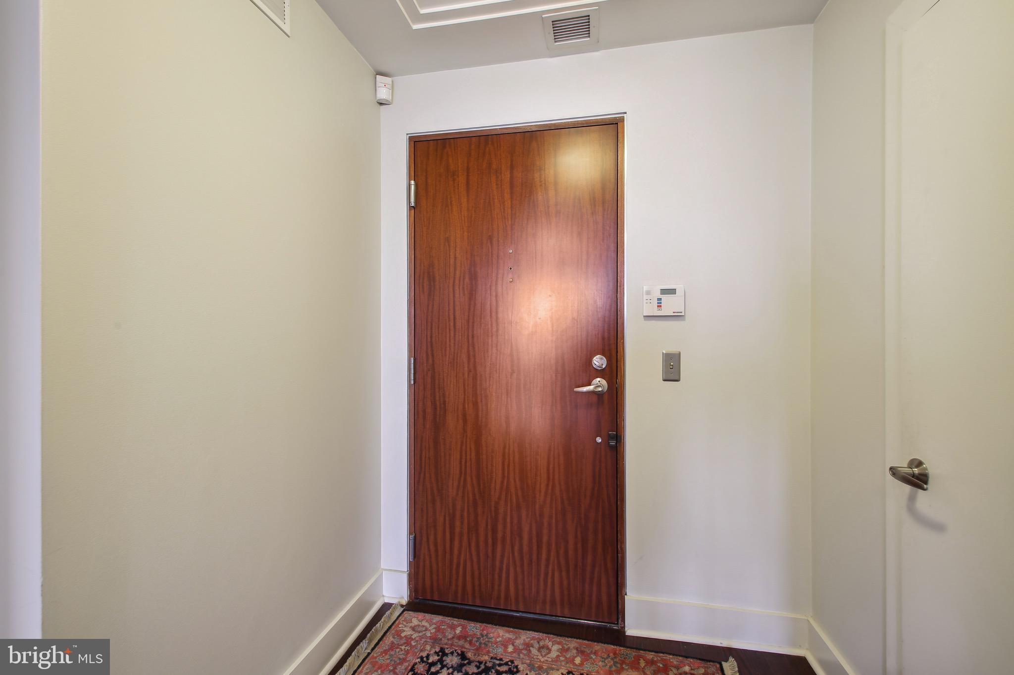 HARBOR EAST - Residential