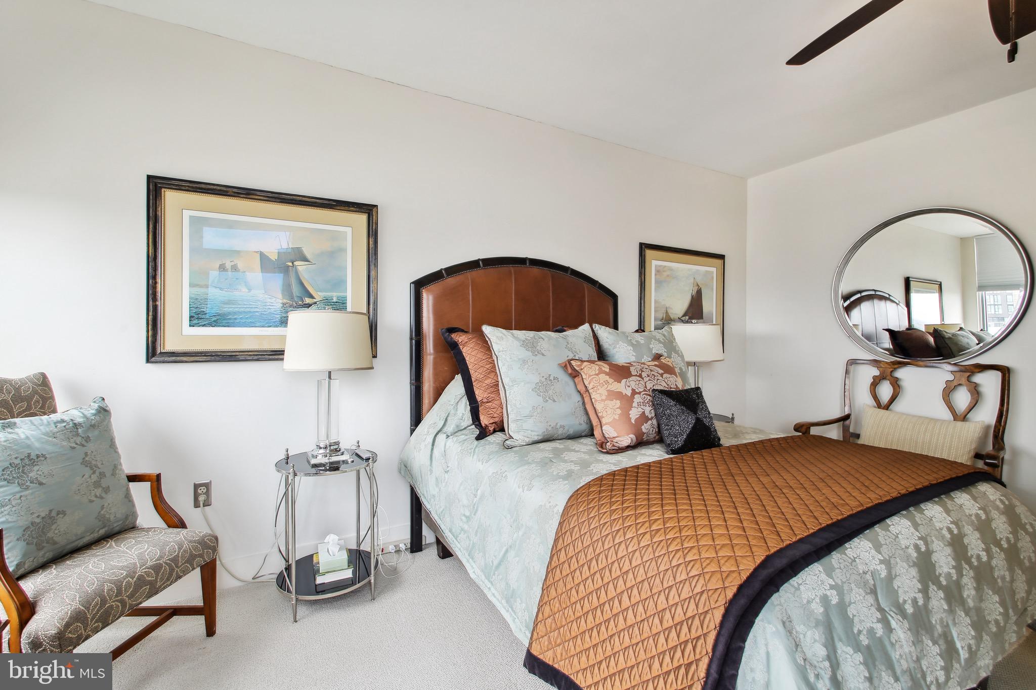 HARBOR EAST - Residential