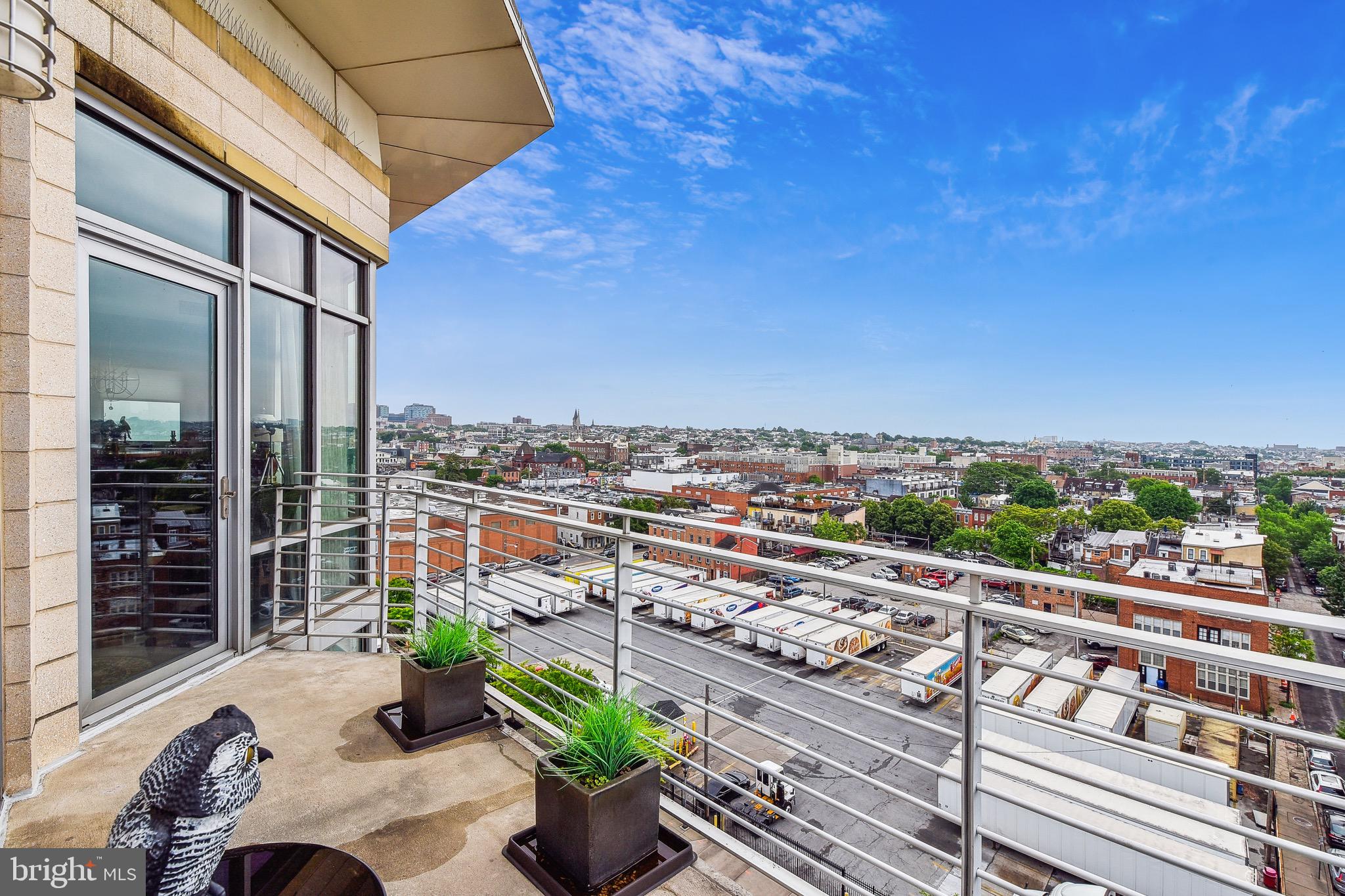 HARBOR EAST - Residential