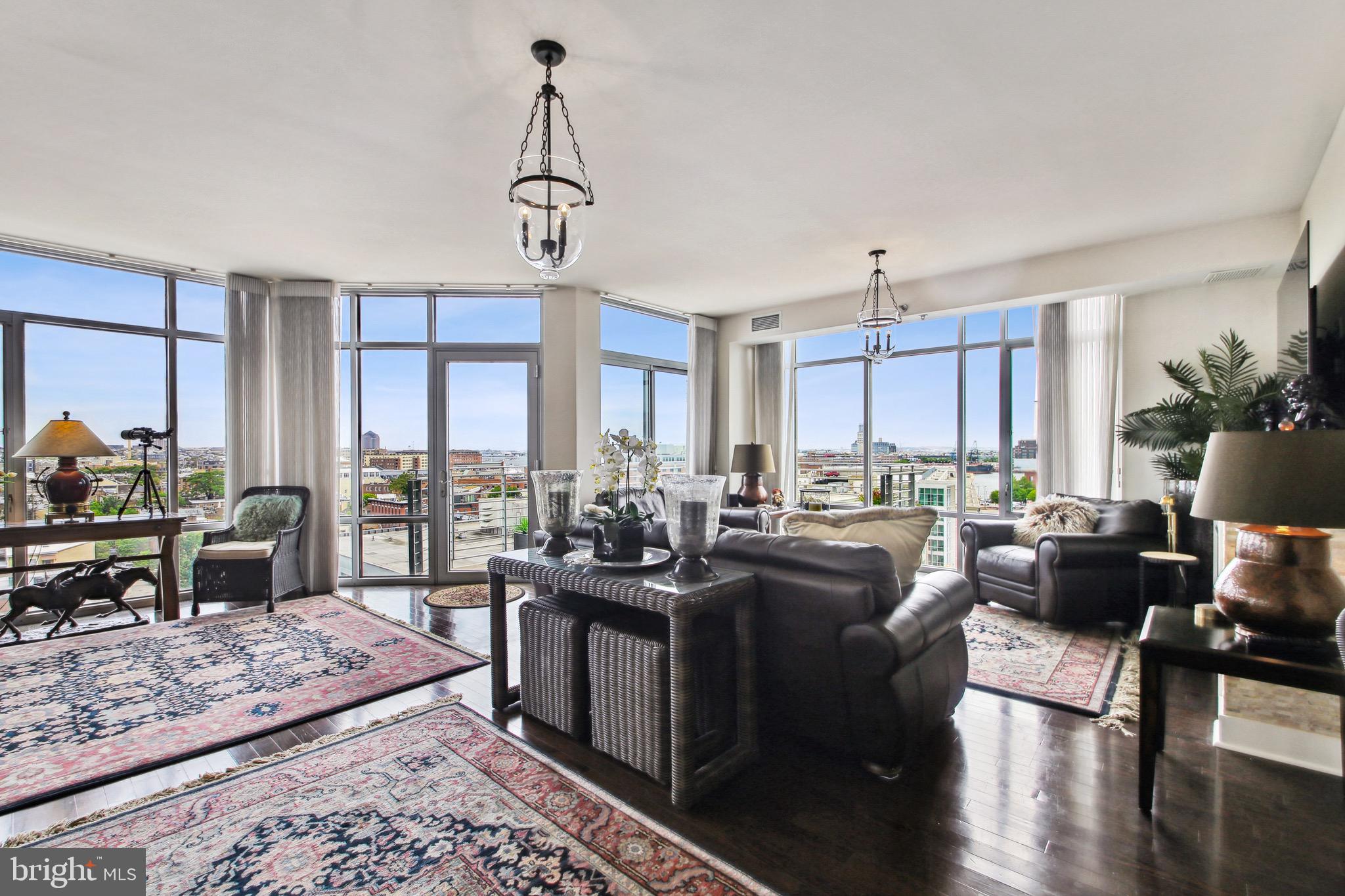 HARBOR EAST - Residential