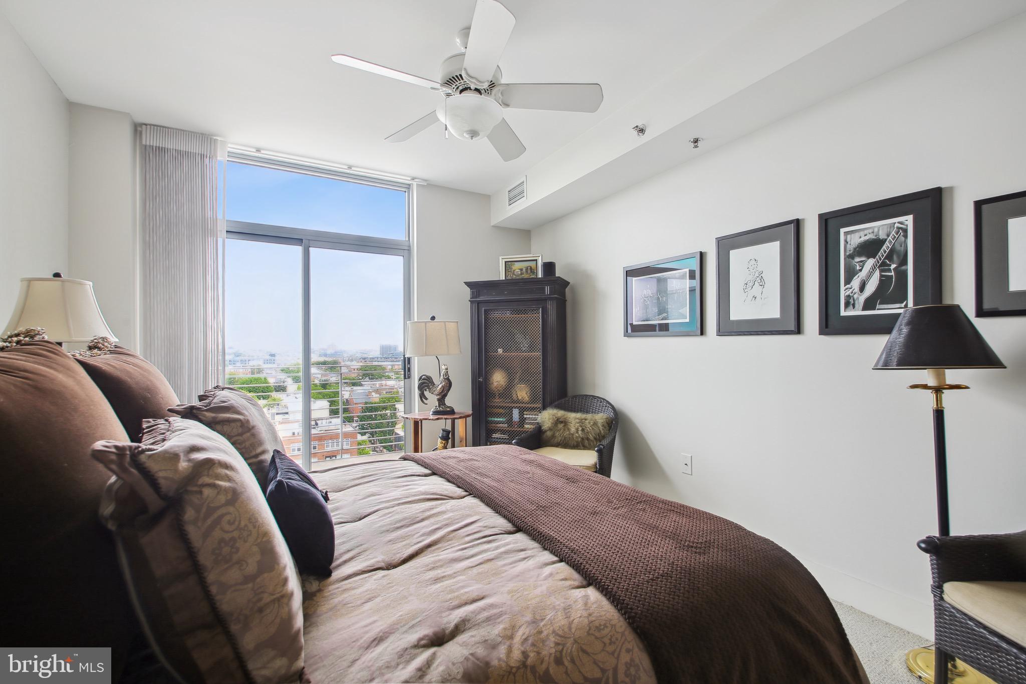 HARBOR EAST - Residential