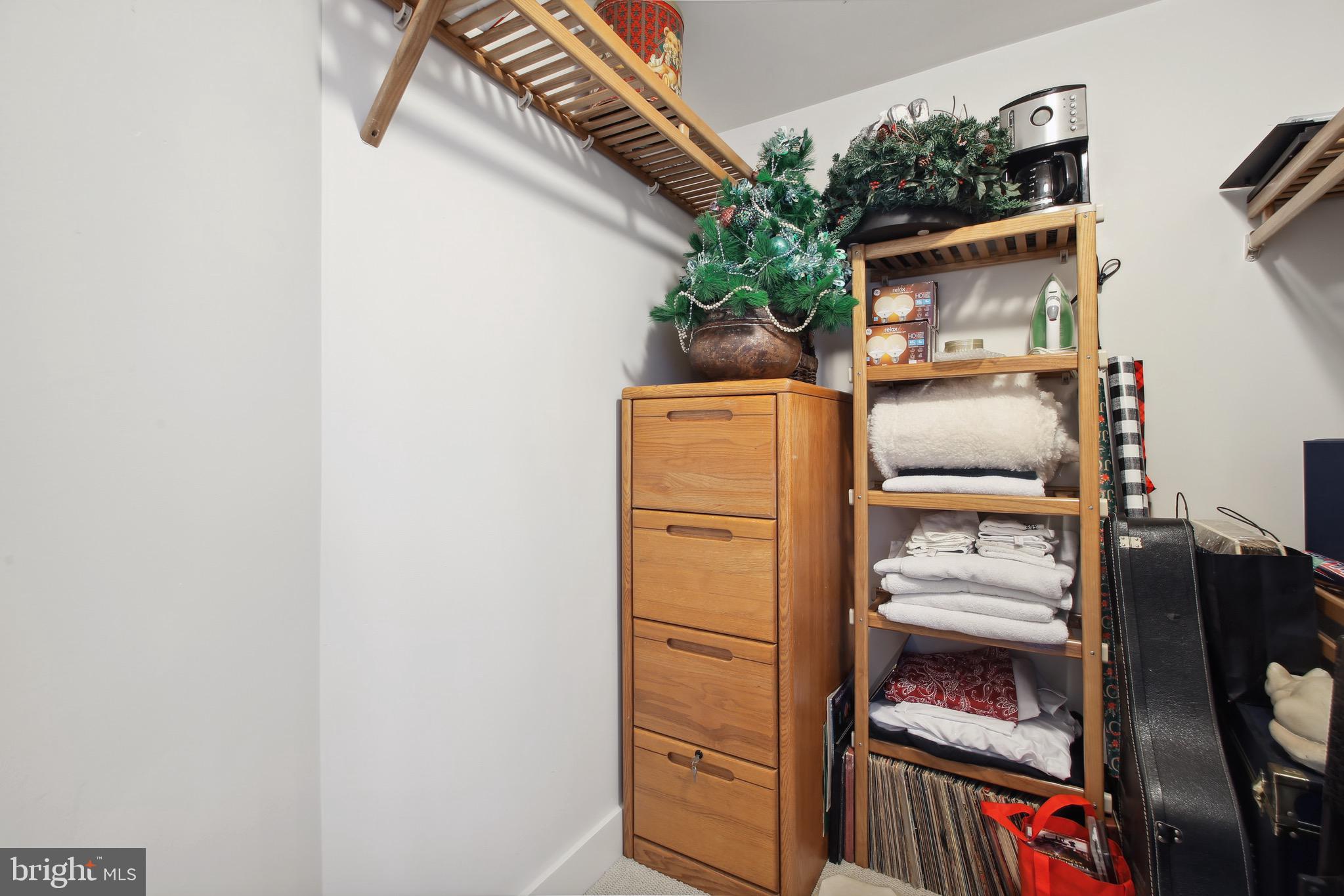 HARBOR EAST - Residential