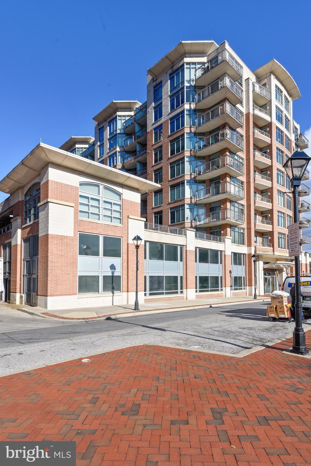 HARBOR EAST - Residential