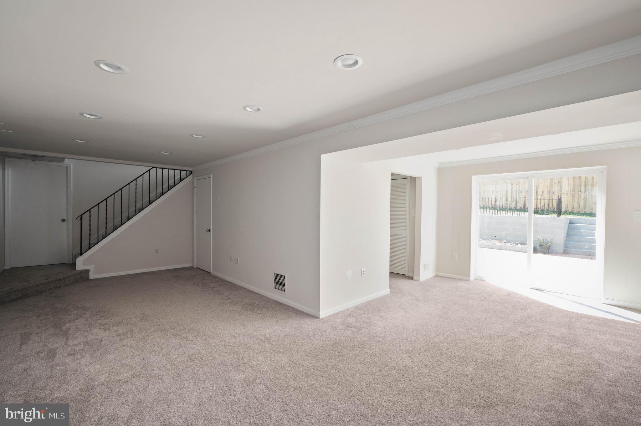 SPRINGBROOK FOREST - Residential