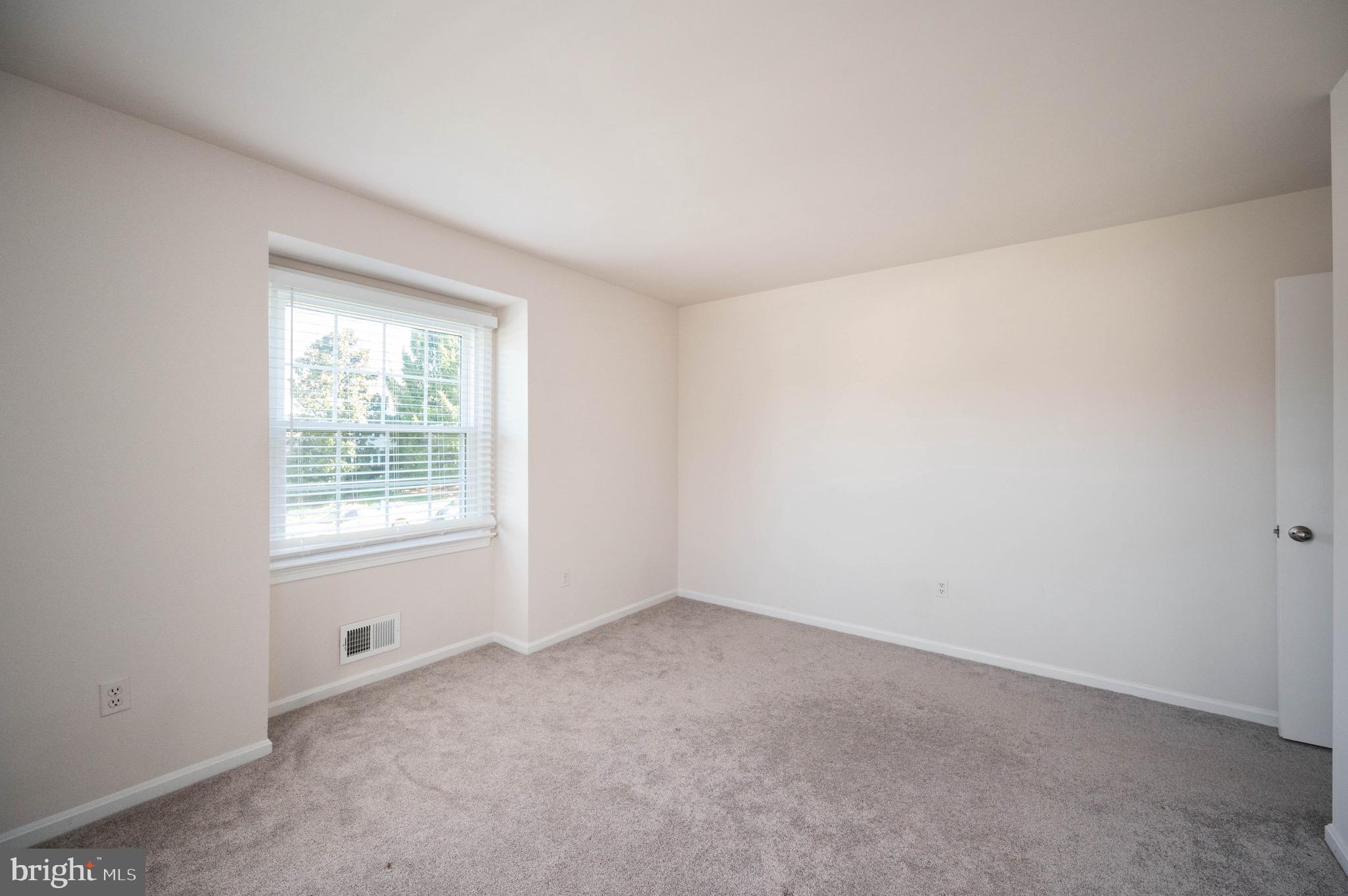 SPRINGBROOK FOREST - Residential