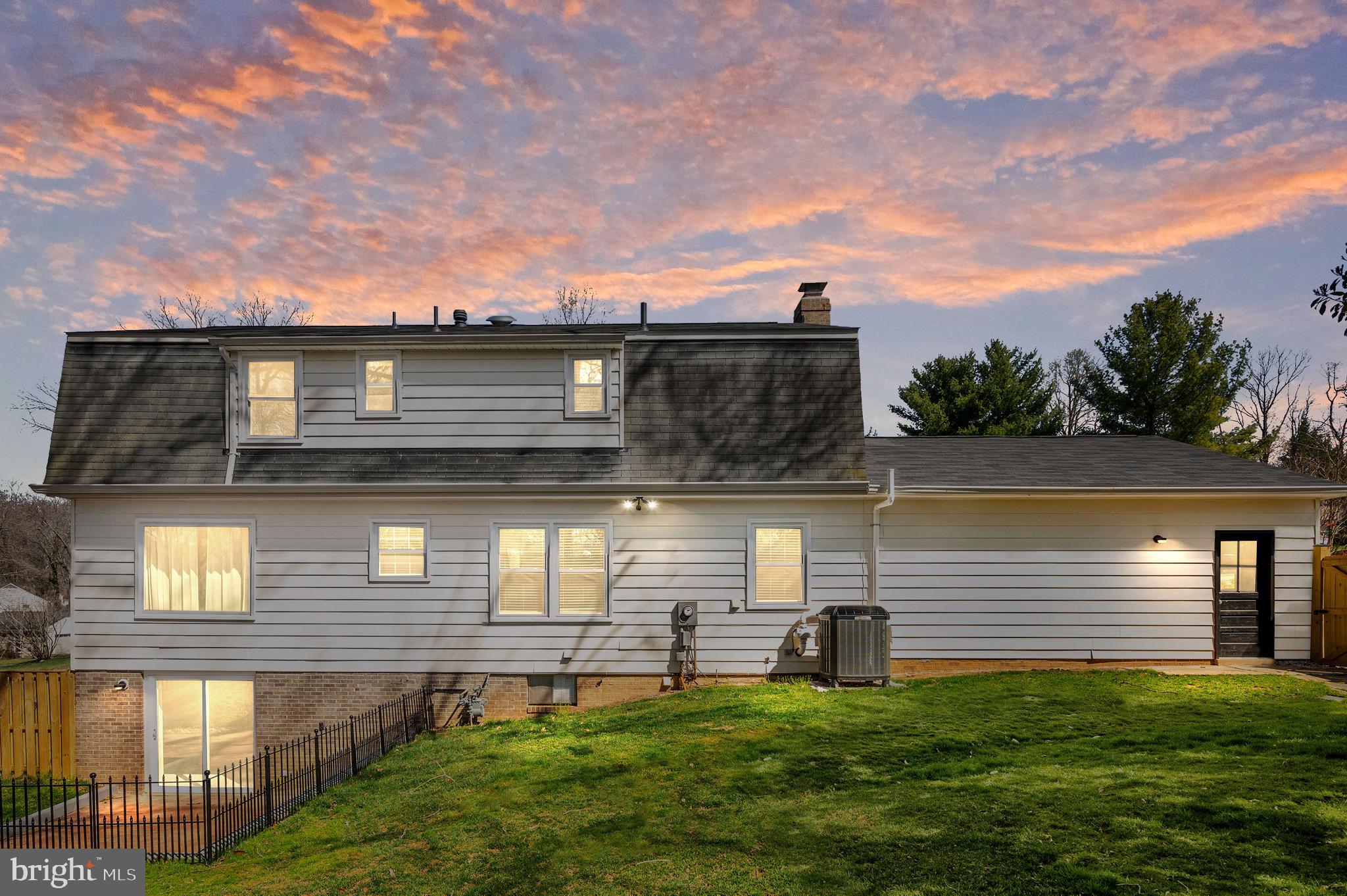 SPRINGBROOK FOREST - Residential