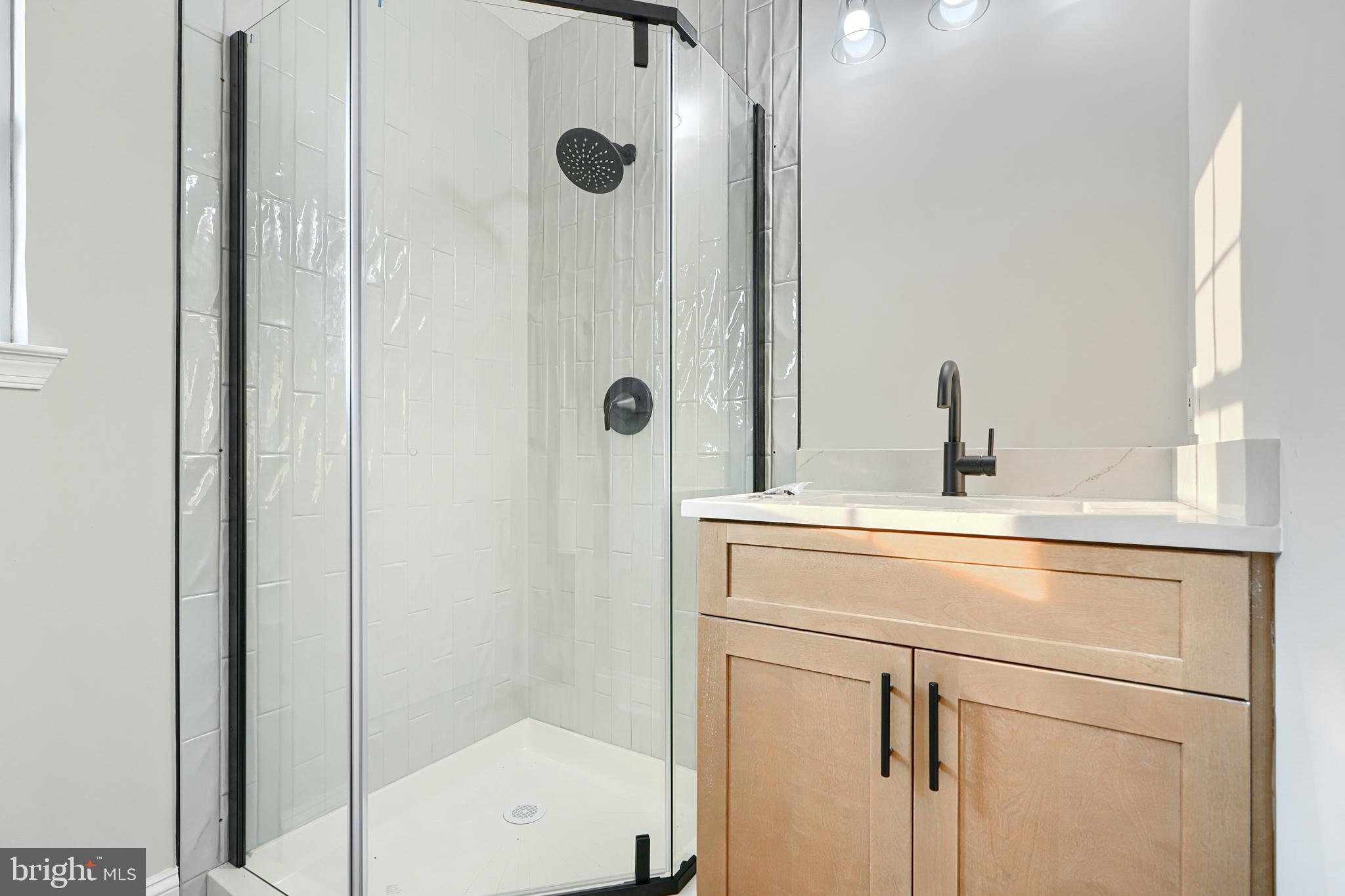 TOMES LANDING - Residential