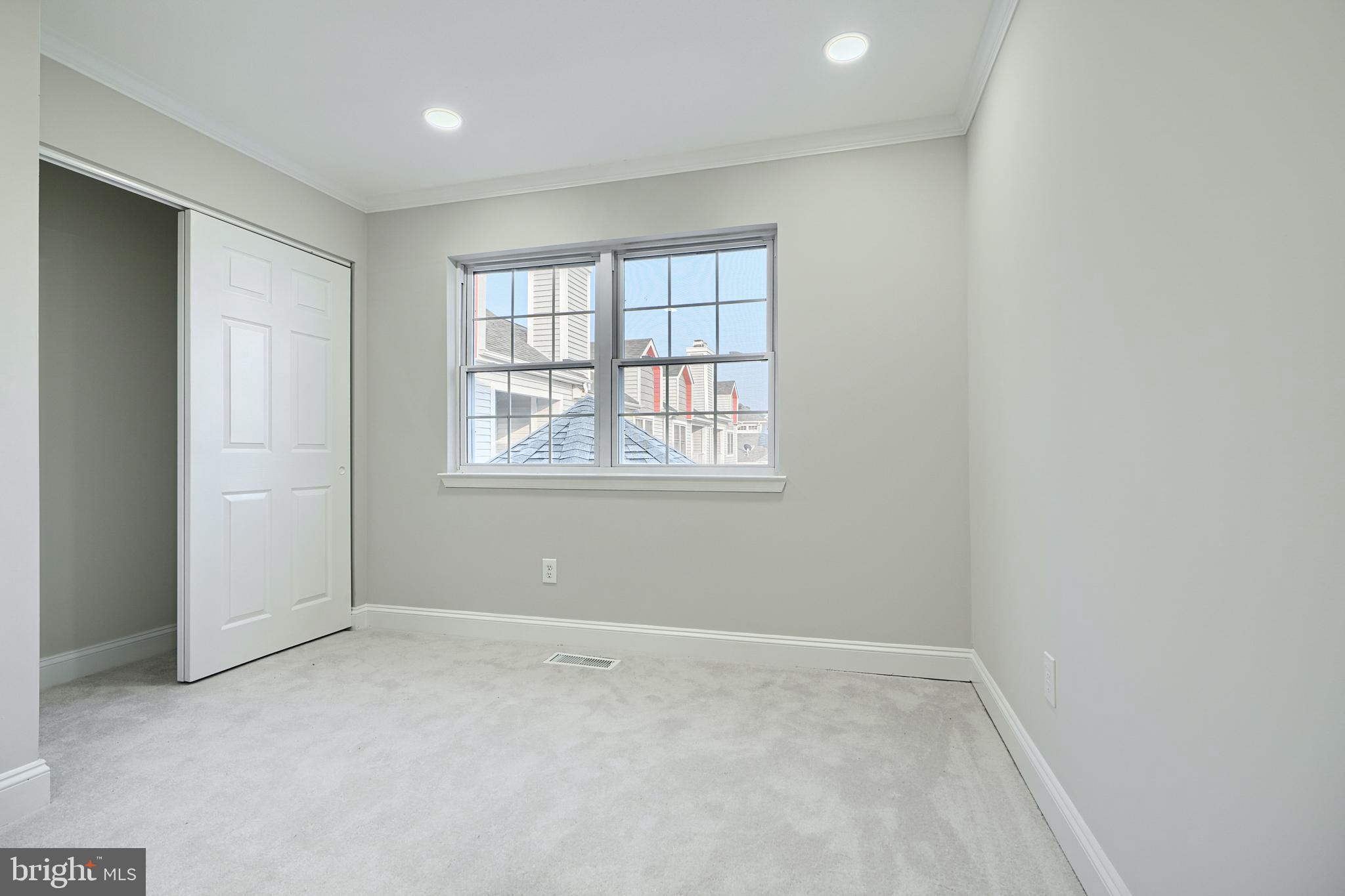 TOMES LANDING - Residential