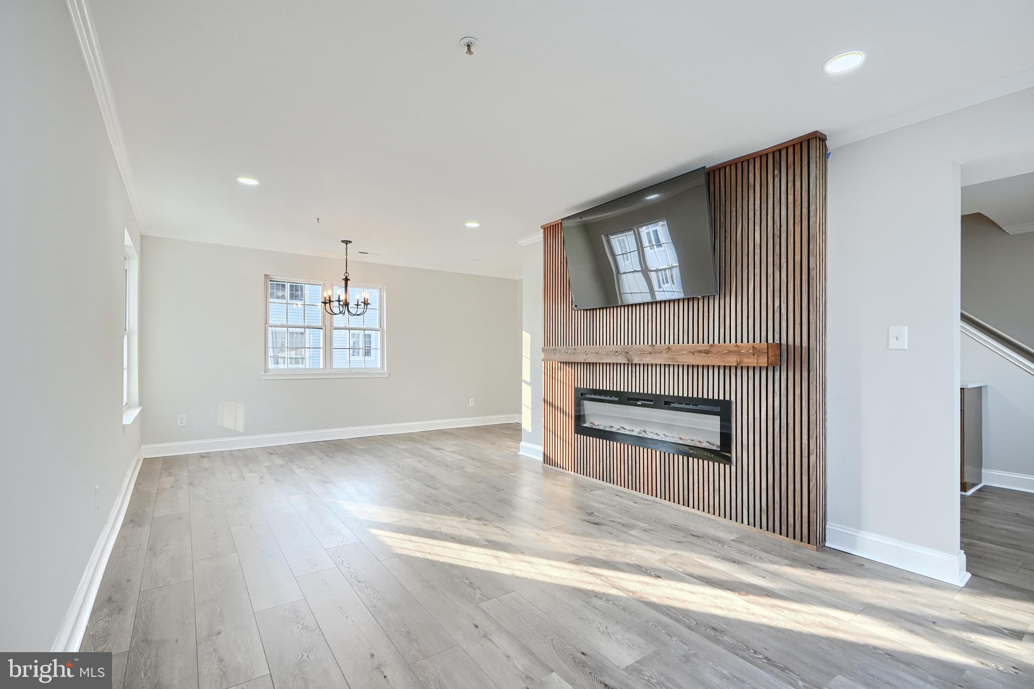 TOMES LANDING - Residential