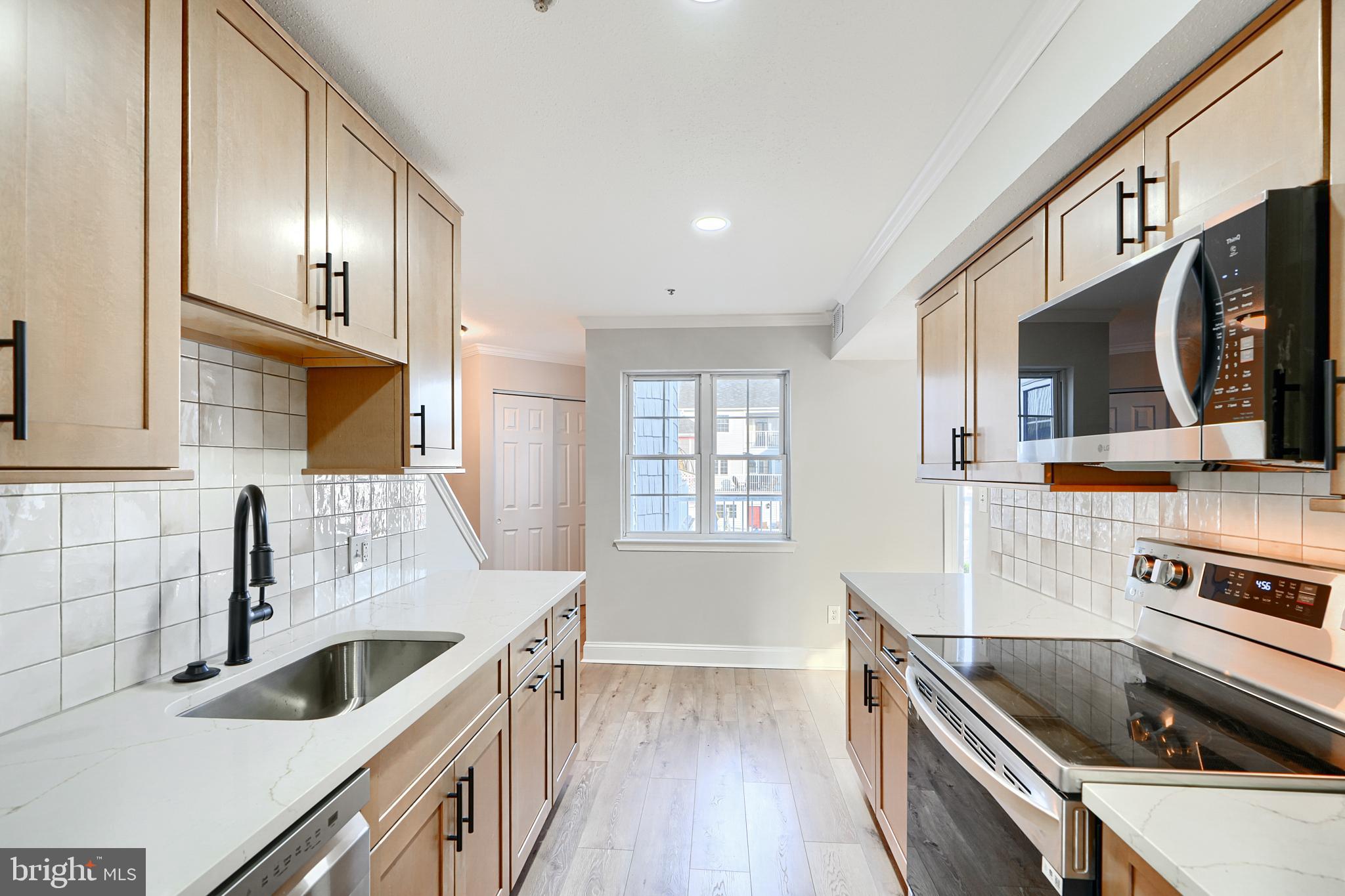 TOMES LANDING - Residential