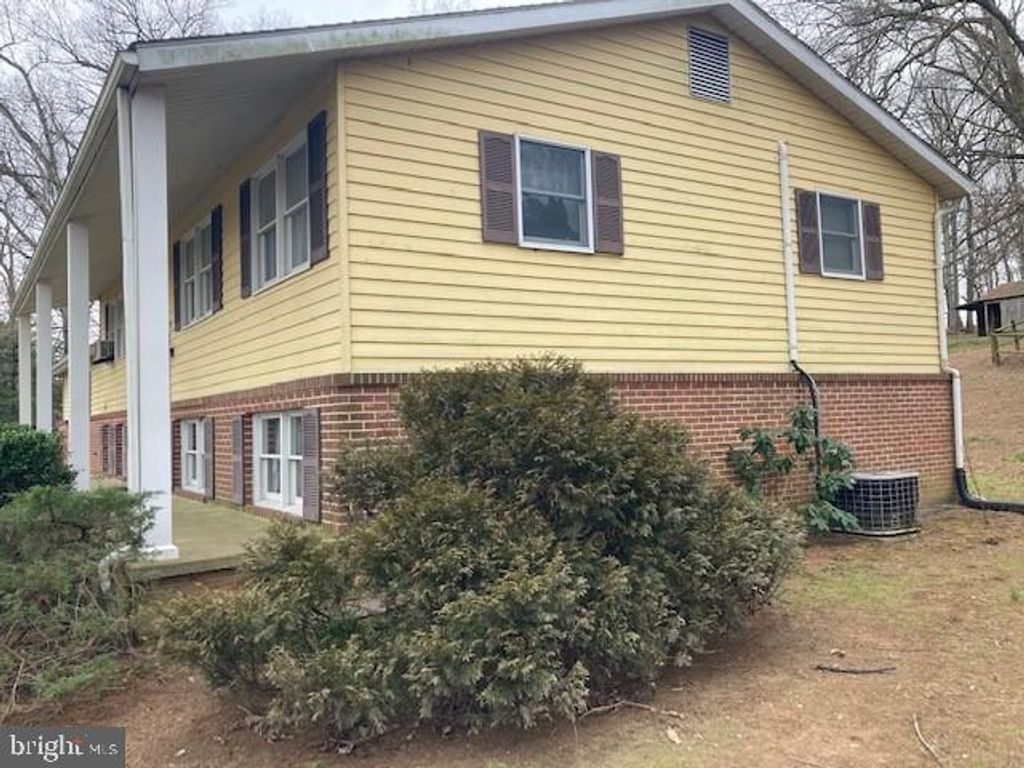 Photo of 40 SCHOOLHOUSE RD, KIRKWOOD, PA 17536 (MLS # PALA2030472)