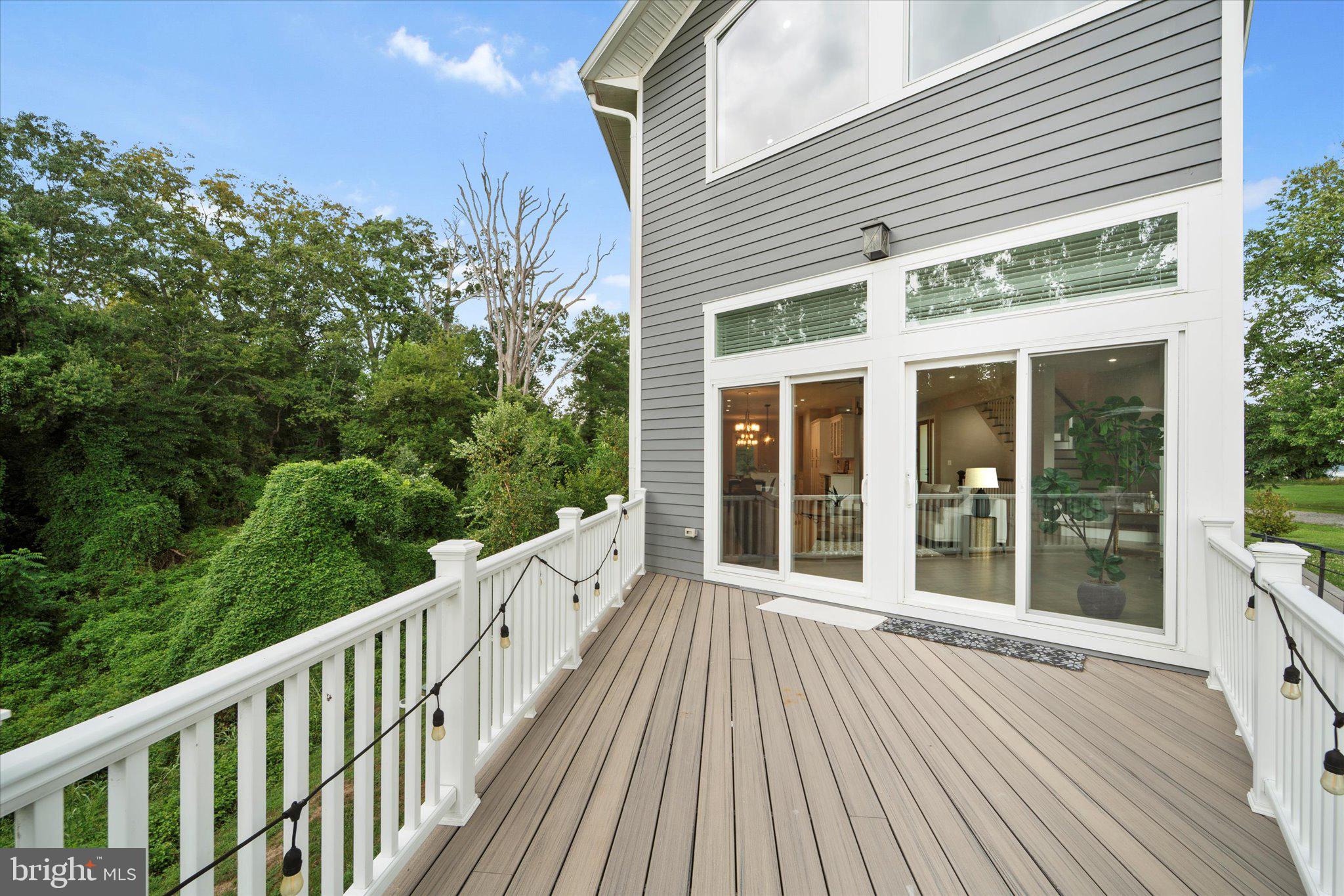 GUNSTON MANOR - Residential