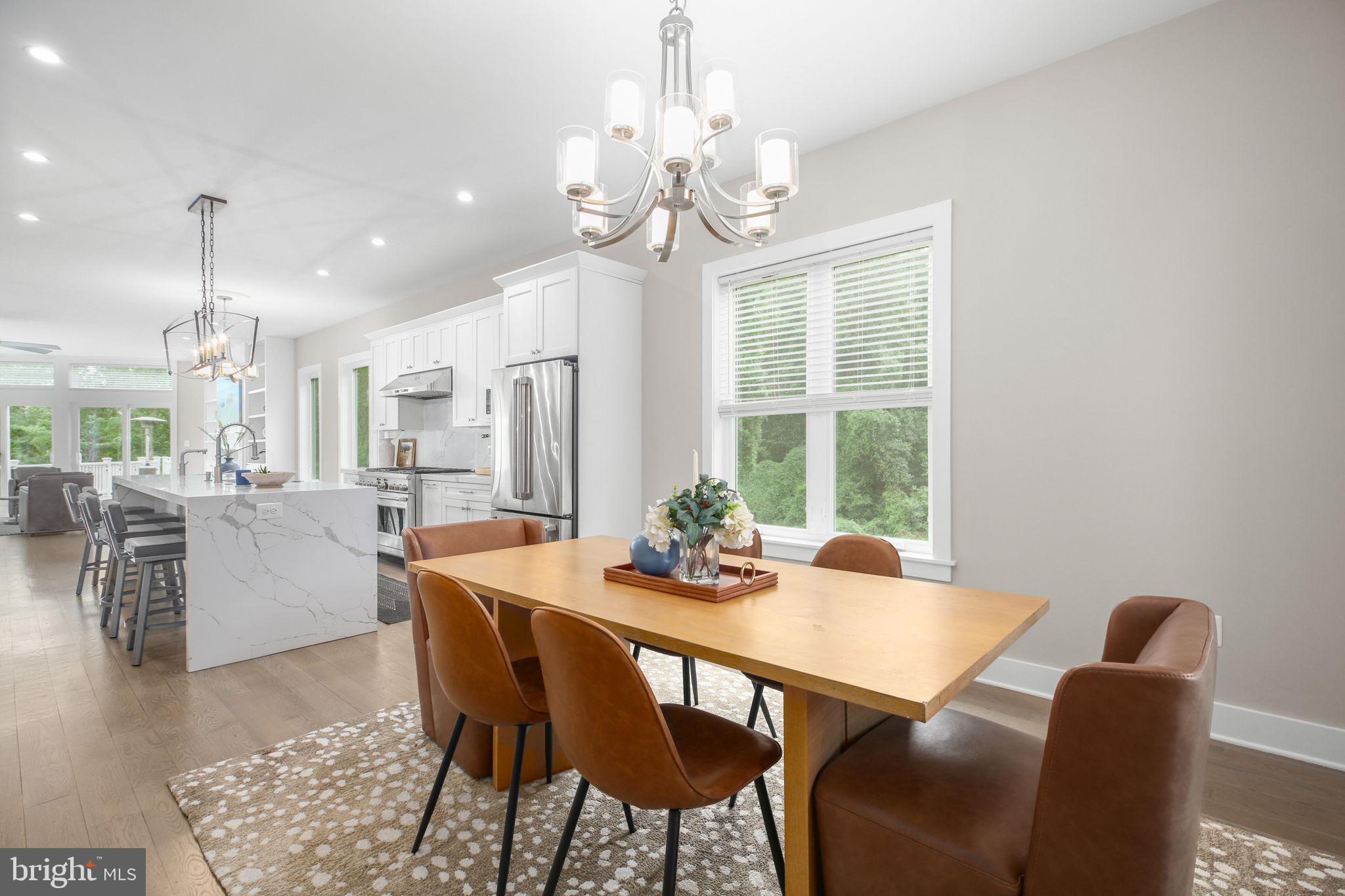 GUNSTON MANOR - Residential