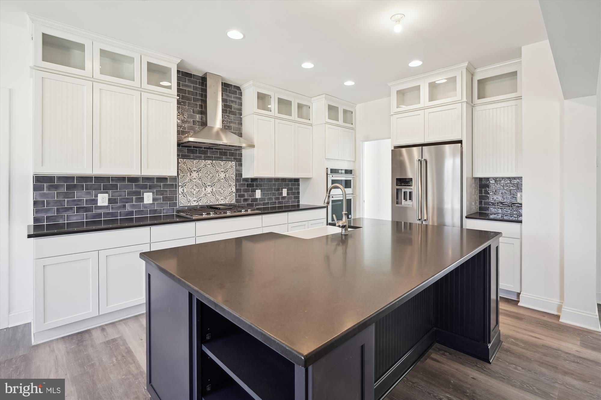 15641 SUNSHINE RIDGE LANE