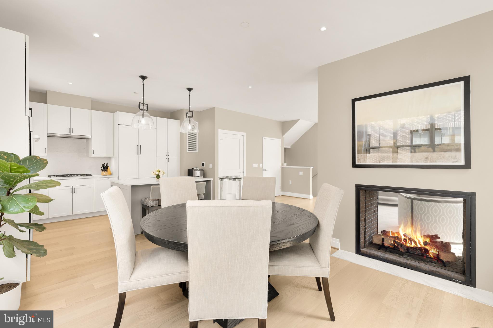 OLD TOWN NORTH - Residential