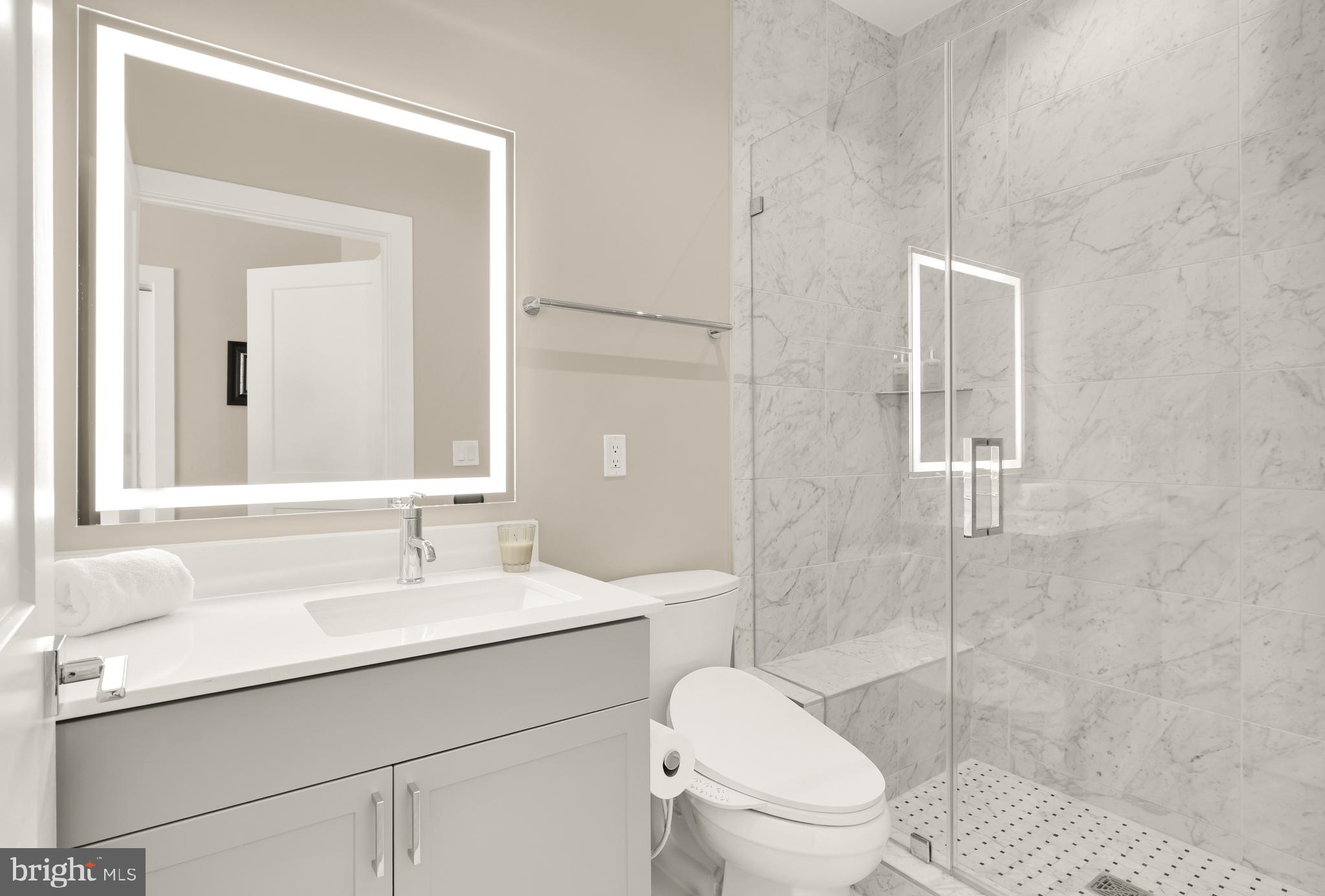 OLD TOWN NORTH - Residential