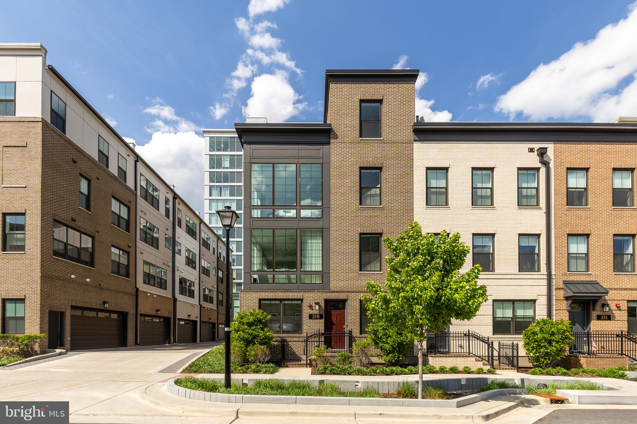 OLD TOWN NORTH - Residential