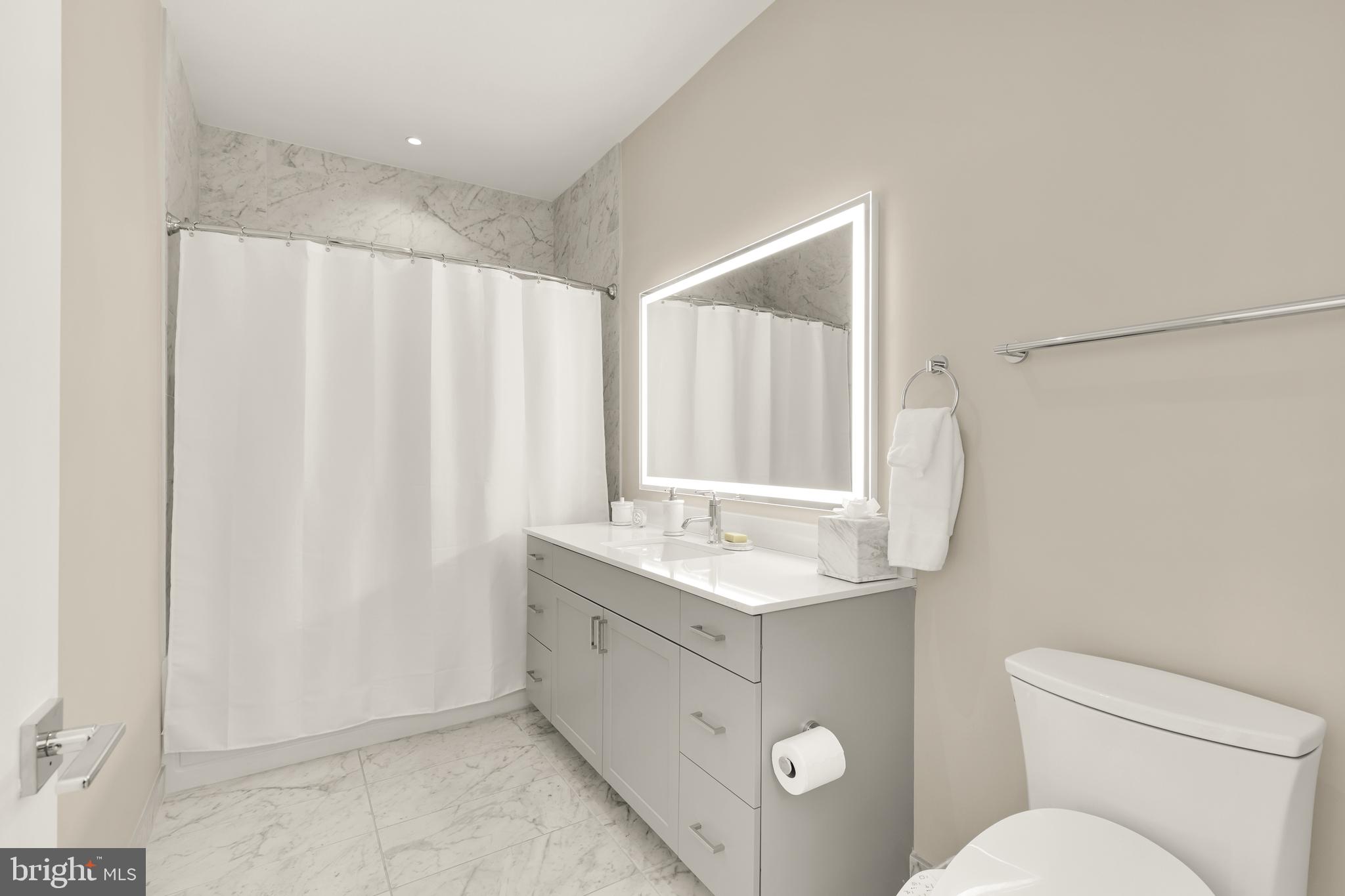 OLD TOWN NORTH - Residential