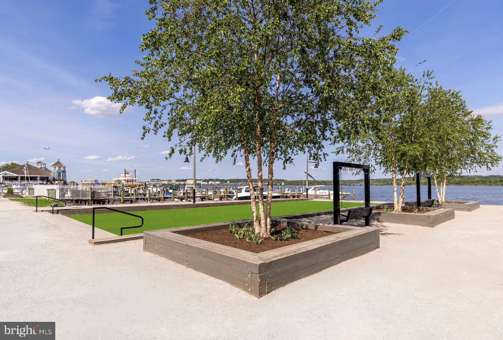 OLD TOWN NORTH - Residential