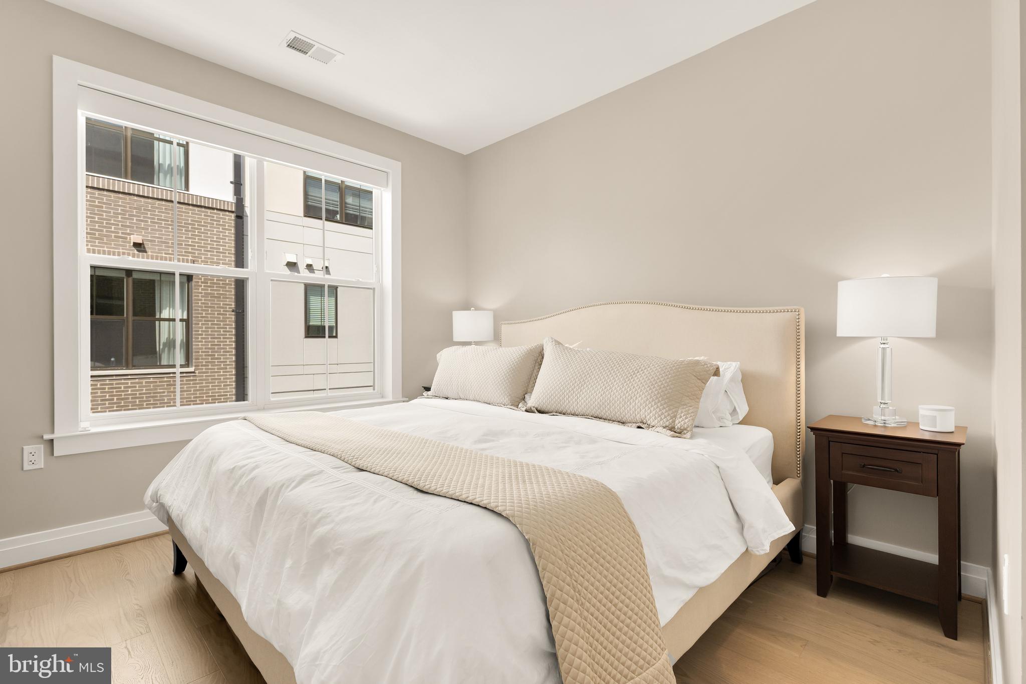 OLD TOWN NORTH - Residential