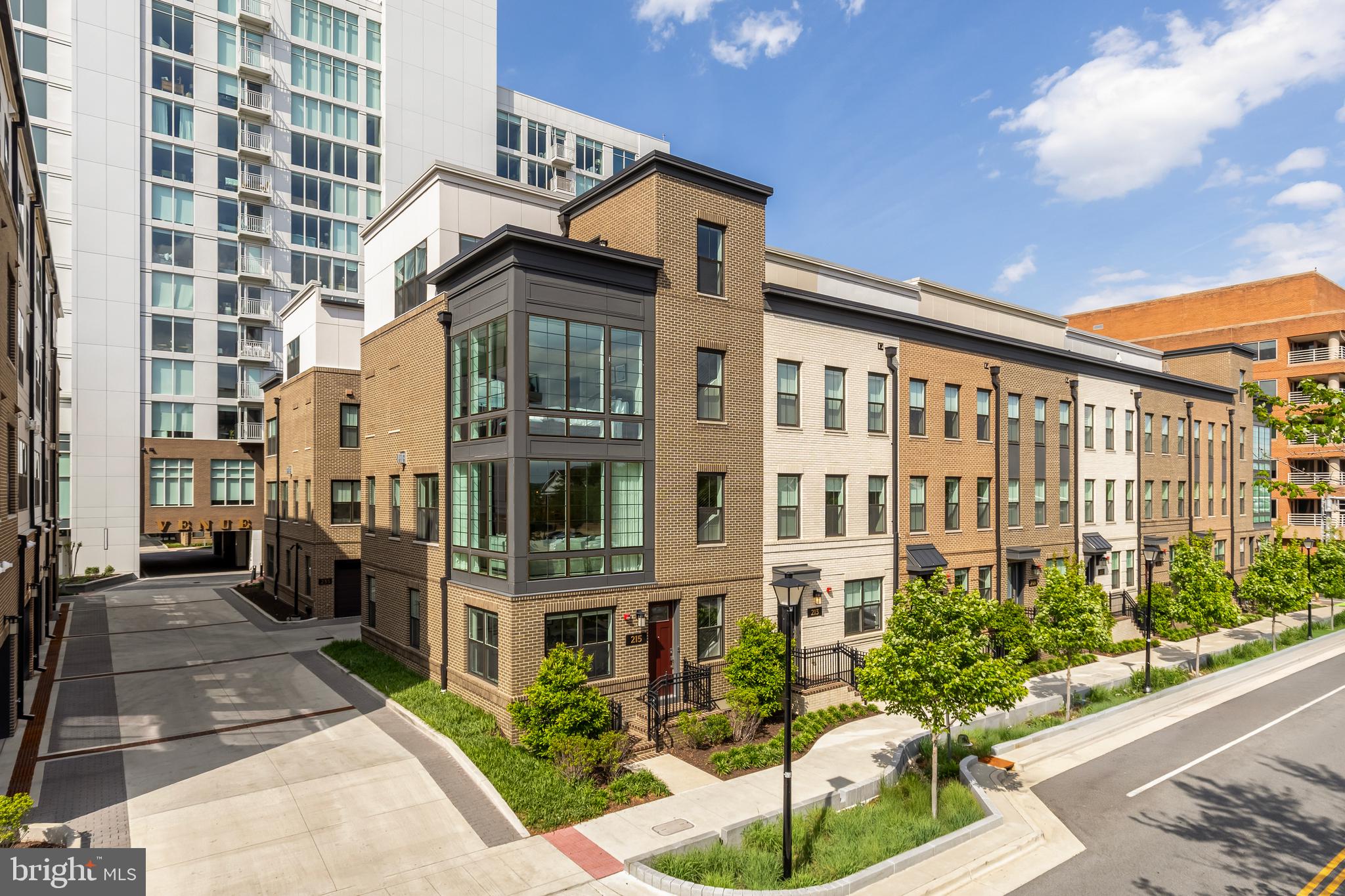 OLD TOWN NORTH - Residential