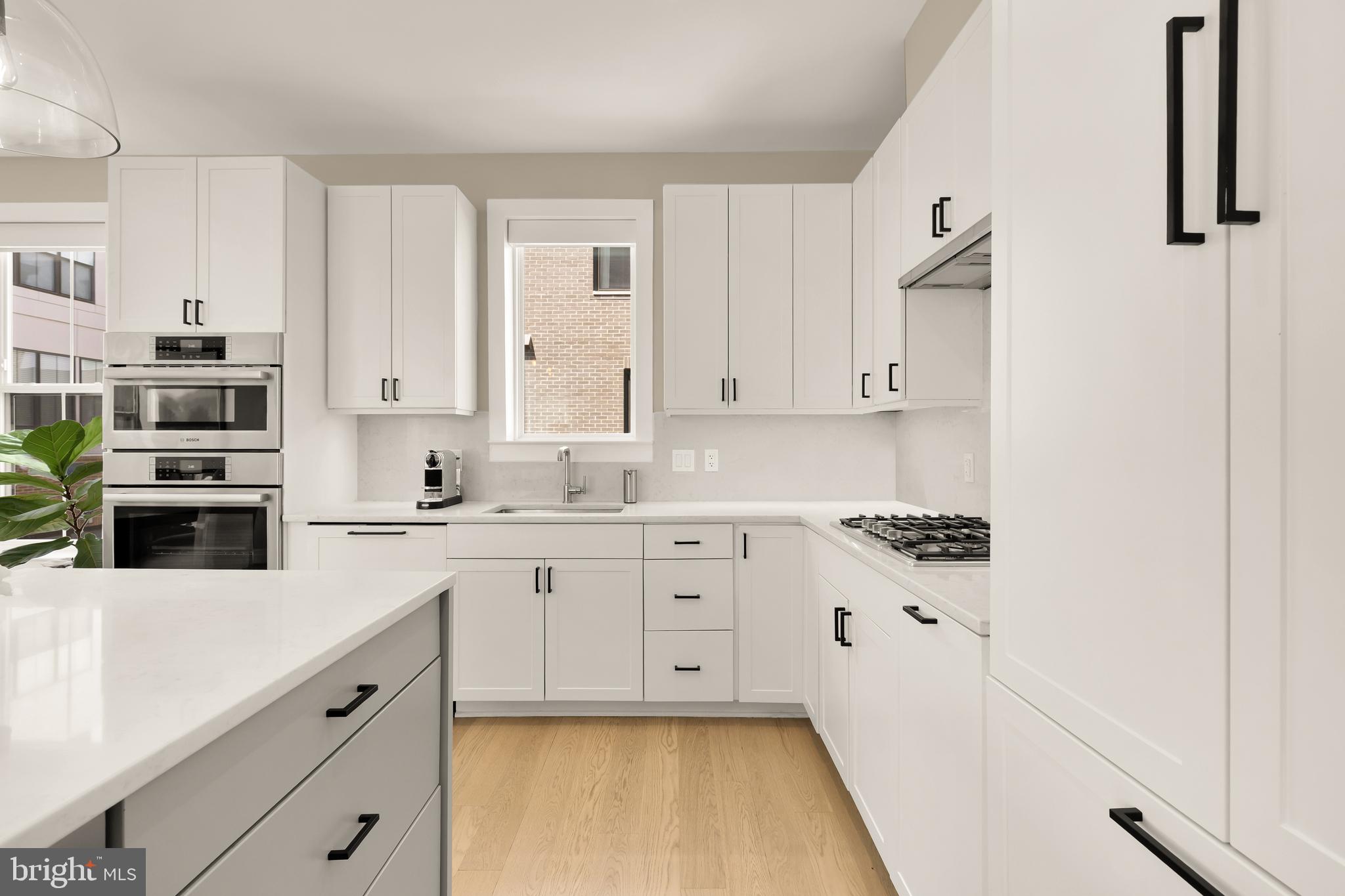 OLD TOWN NORTH - Residential