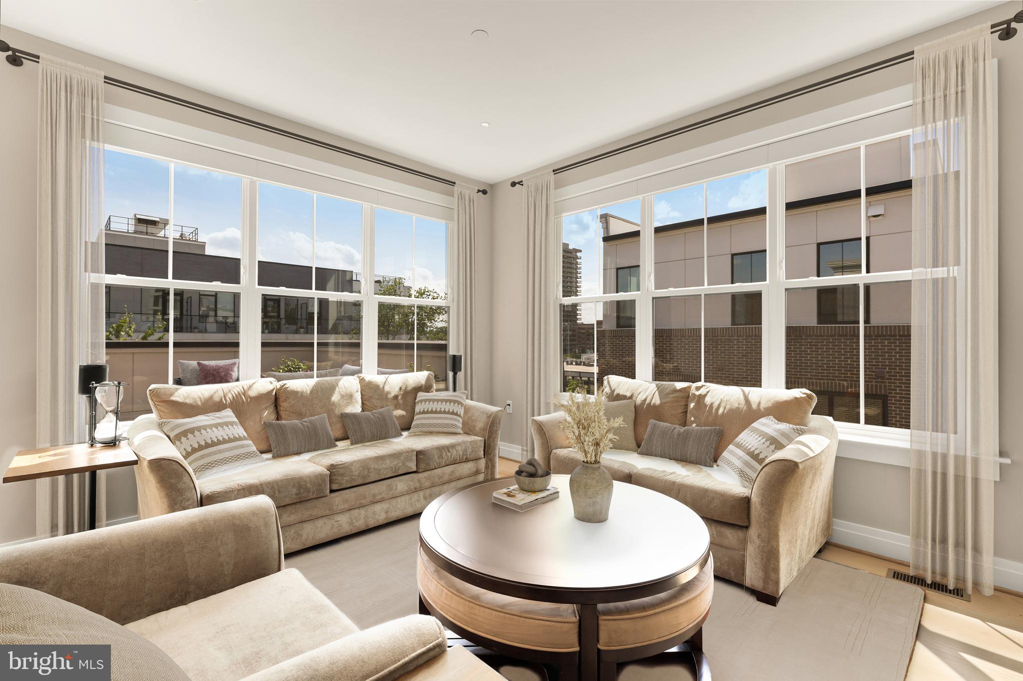 OLD TOWN NORTH - Residential