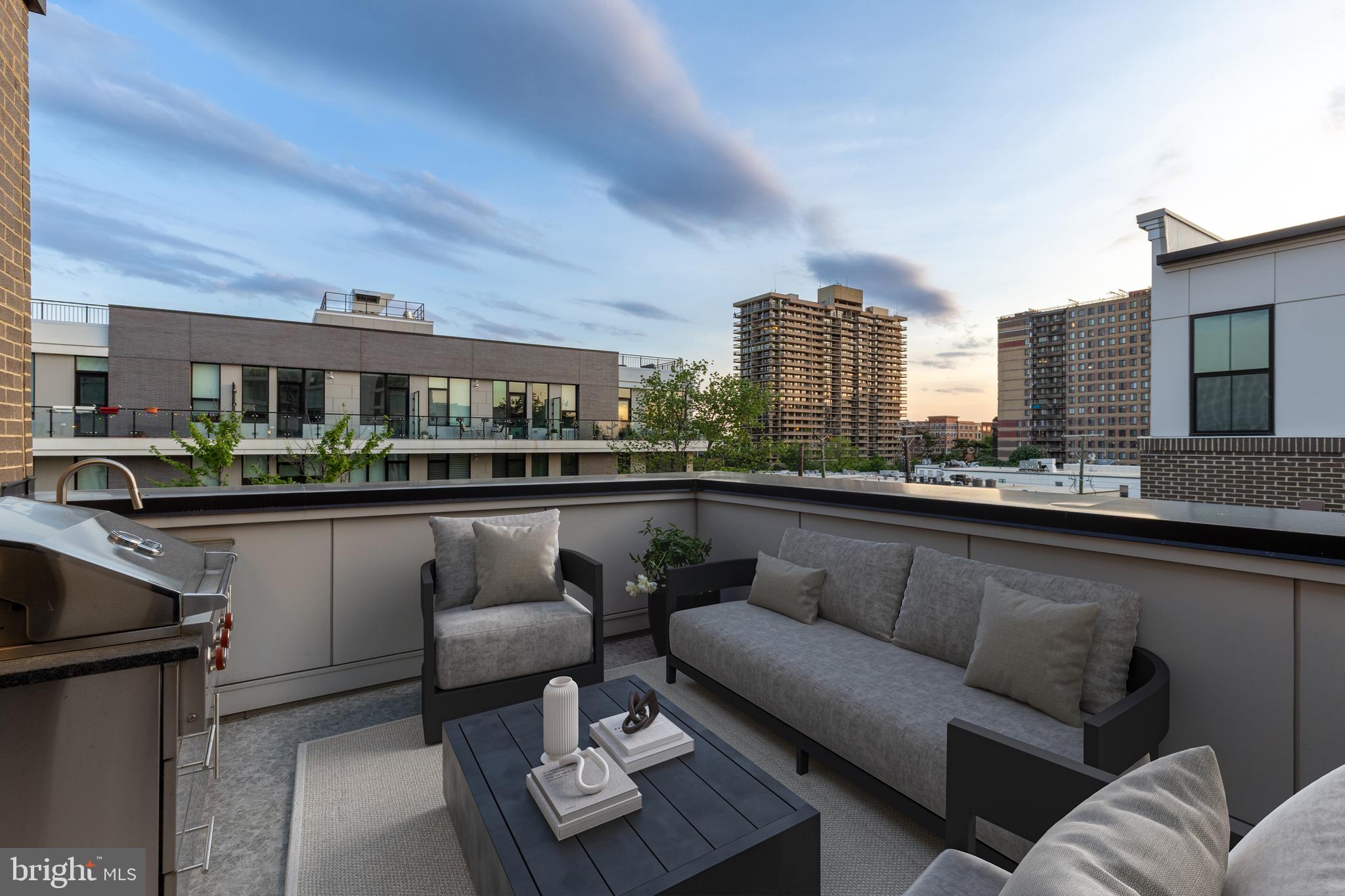 OLD TOWN NORTH - Residential