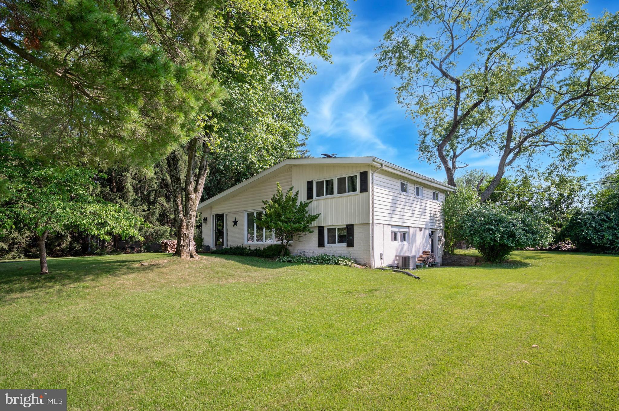 1526 PULASKI DRIVE