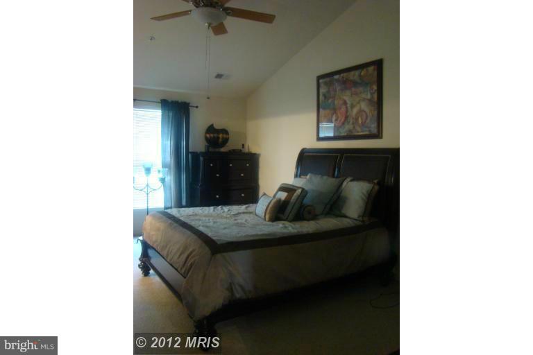 RUSSETT - Residential Lease