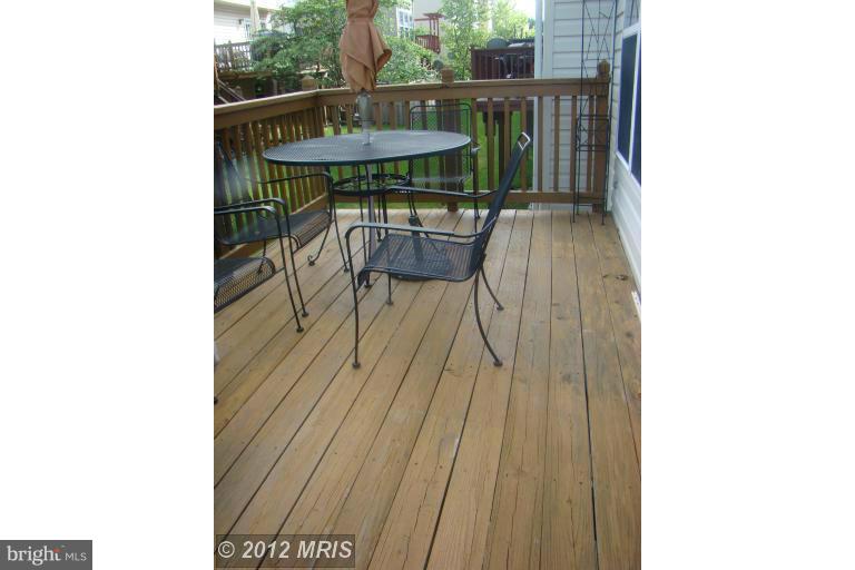 RUSSETT - Residential Lease