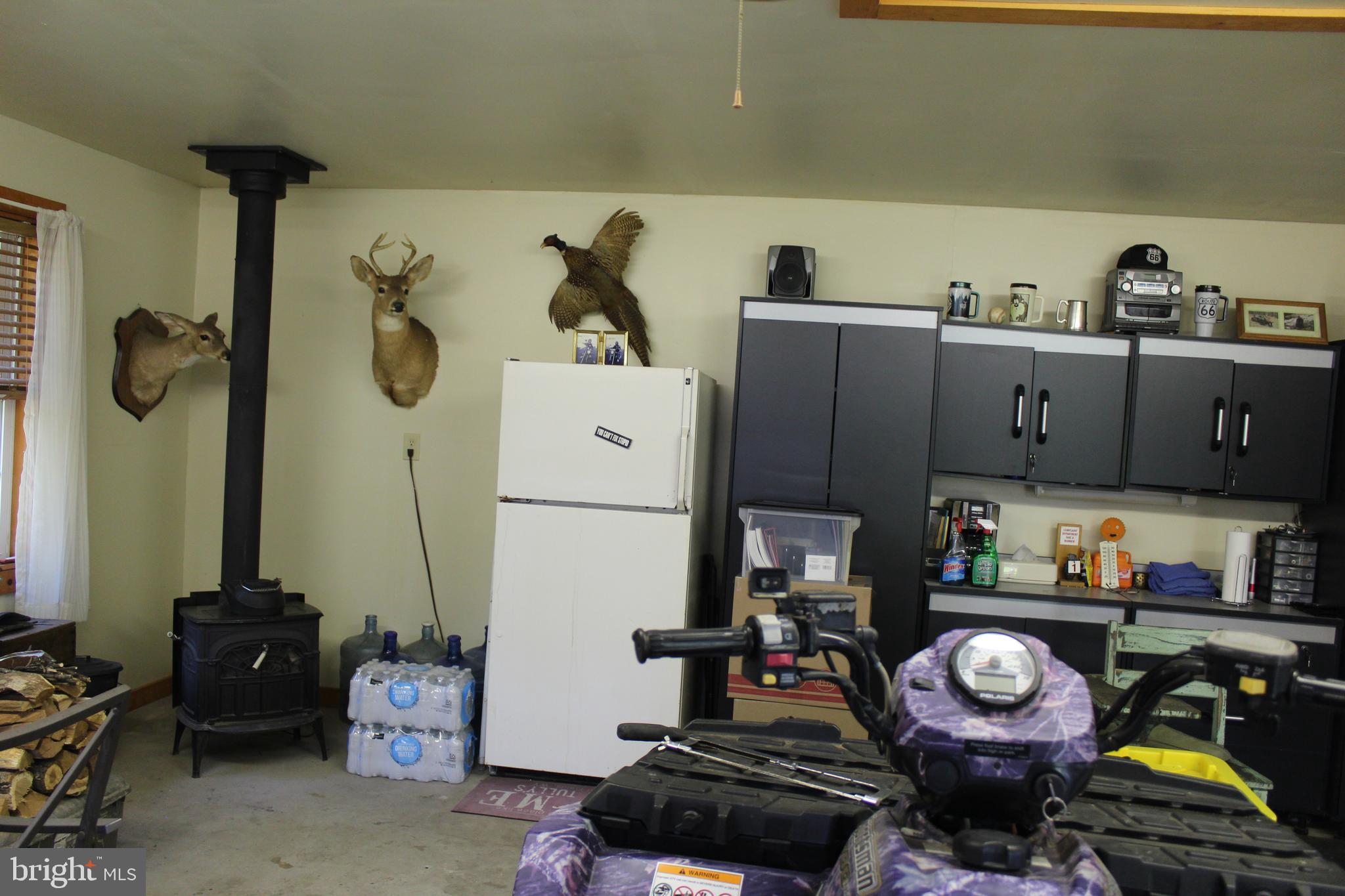 HIGH KNOB/OLD FIELDS OWNERS ASSOC. - Residential