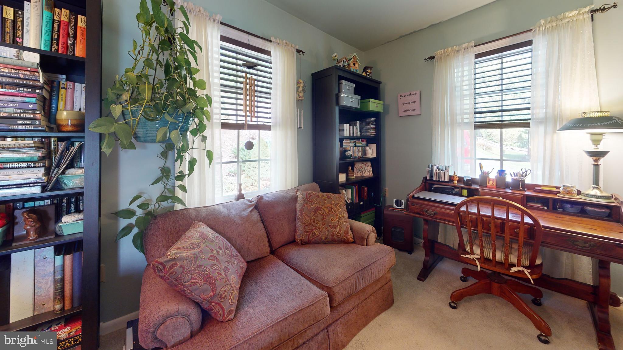 HIGH KNOB/OLD FIELDS OWNERS ASSOC. - Residential