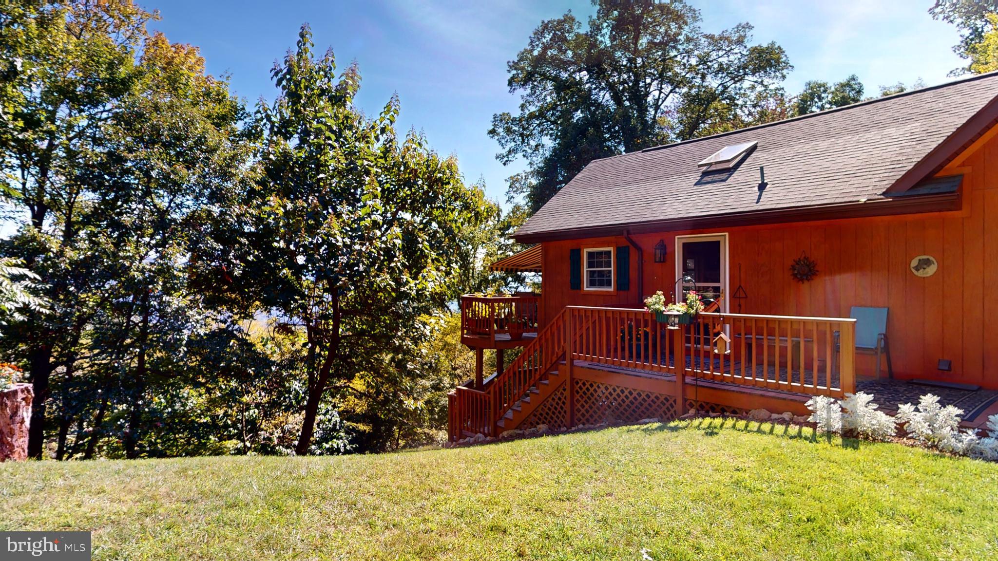 HIGH KNOB/OLD FIELDS OWNERS ASSOC. - Residential